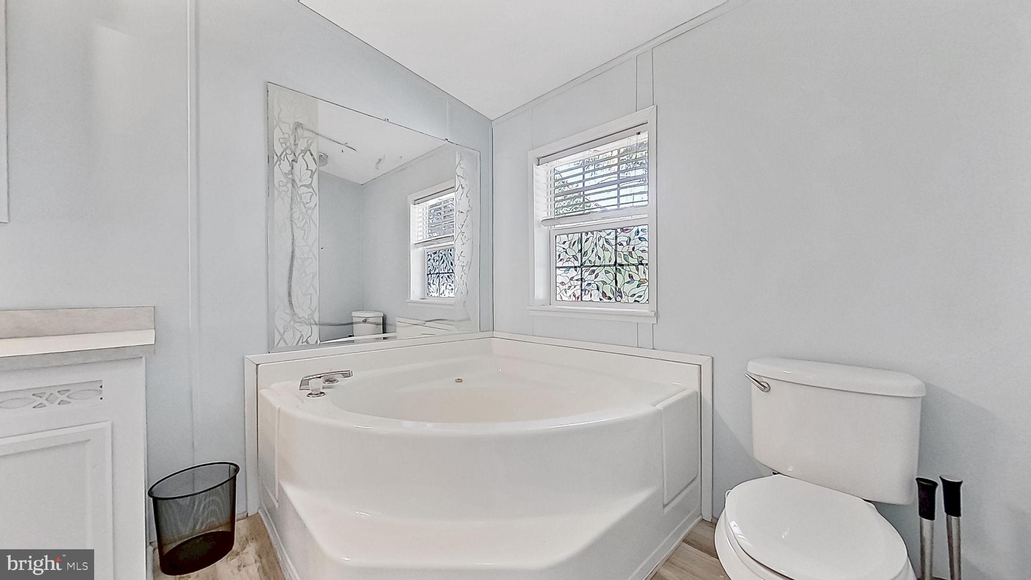 POTNETS CREEKSIDE - Residential