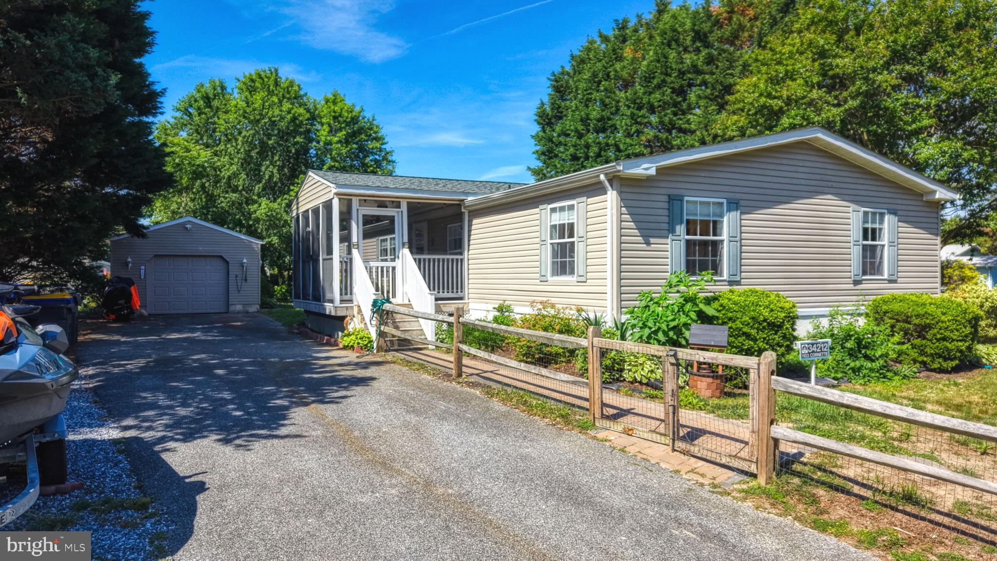 POTNETS CREEKSIDE - Residential