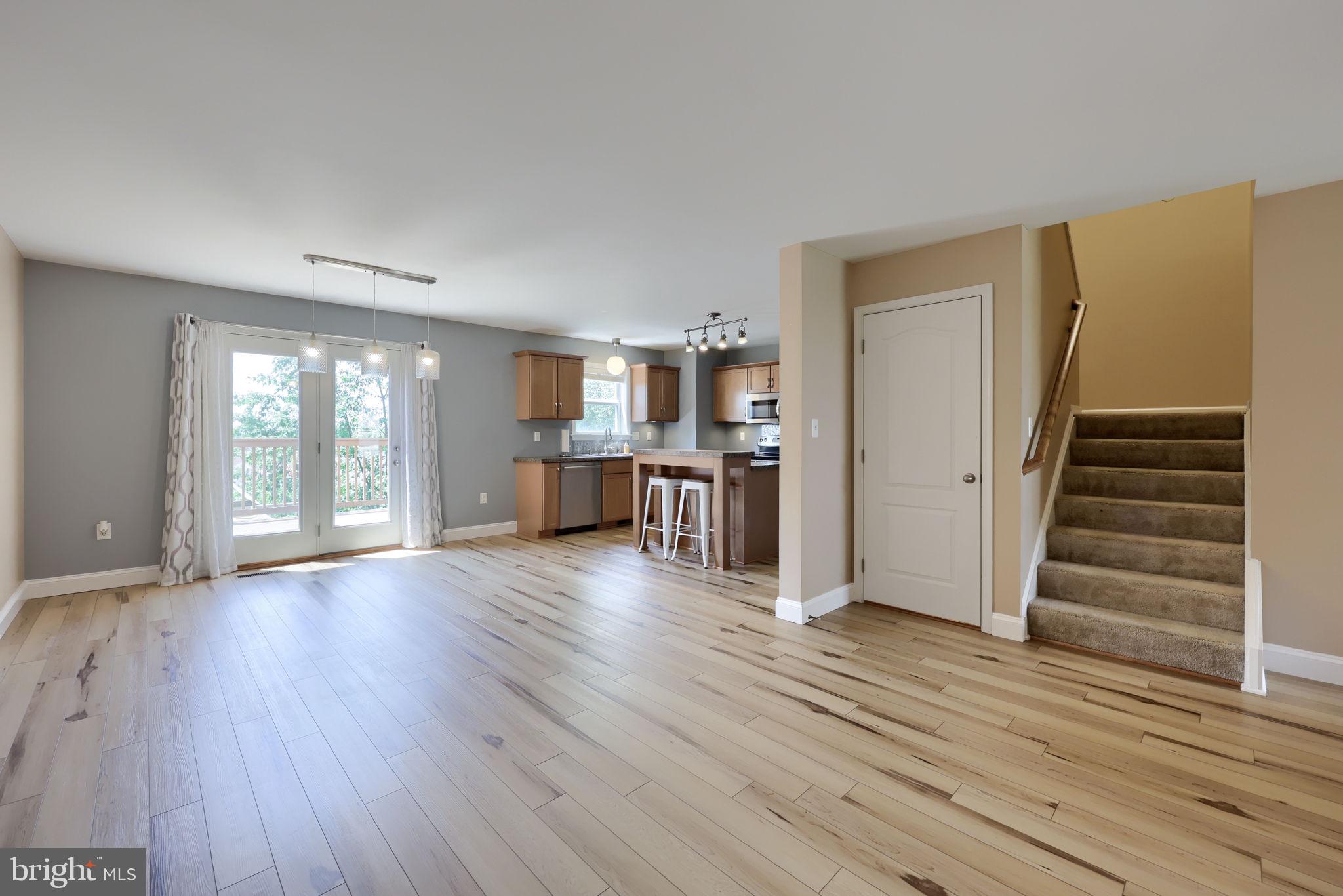 EAGLEVIEW ESTATES - Residential