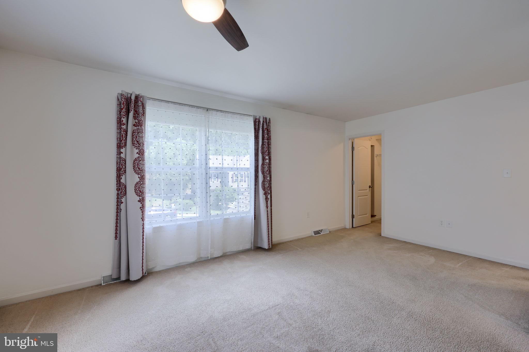 EAGLEVIEW ESTATES - Residential