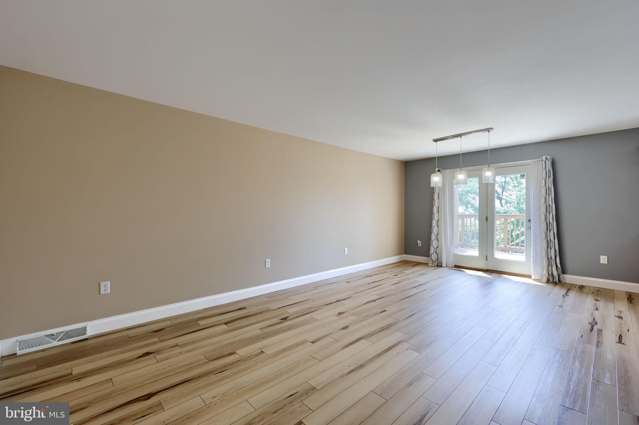 EAGLEVIEW ESTATES - Residential