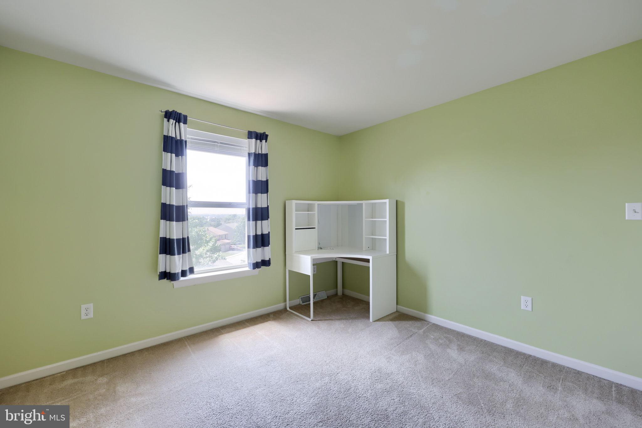 EAGLEVIEW ESTATES - Residential