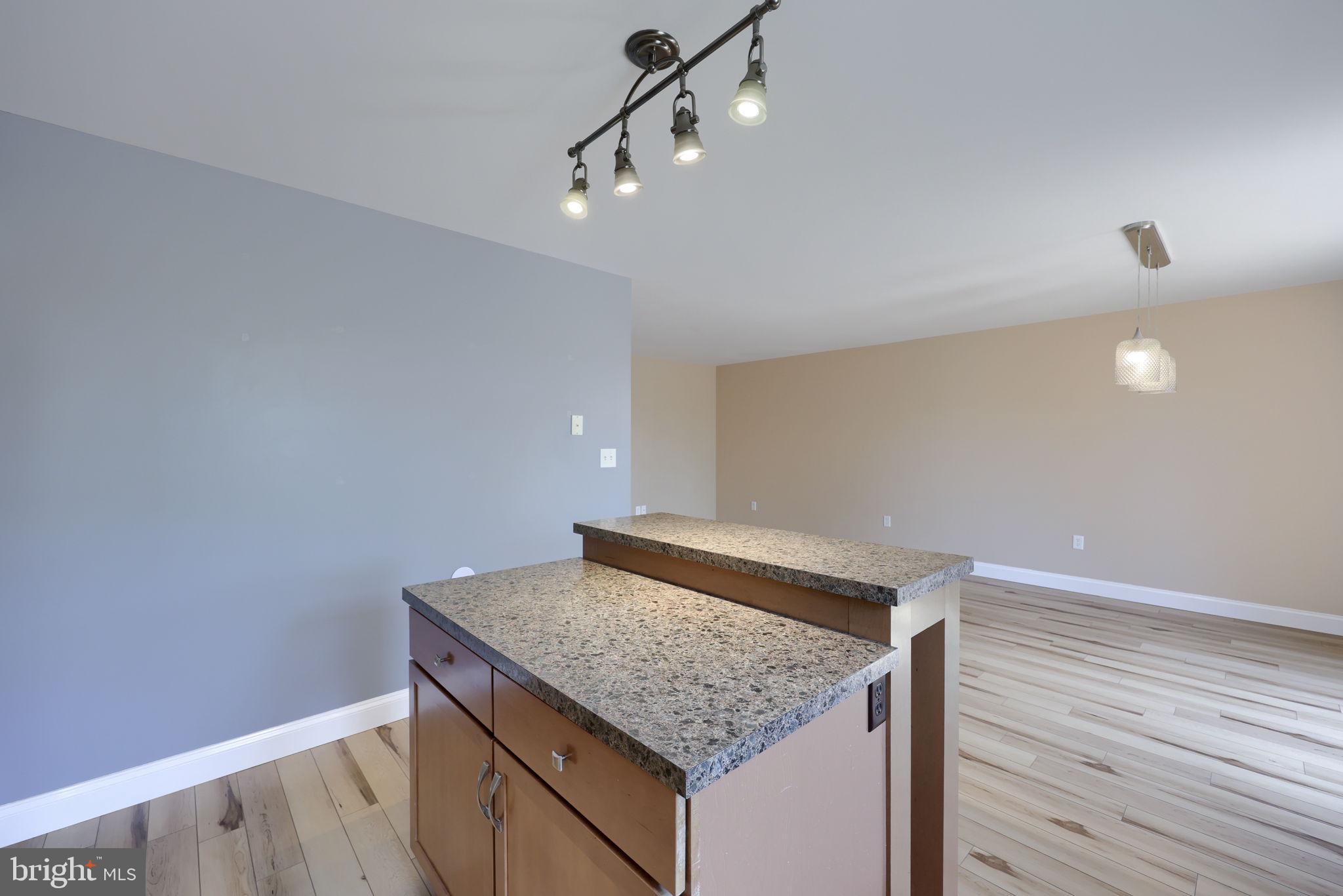 EAGLEVIEW ESTATES - Residential