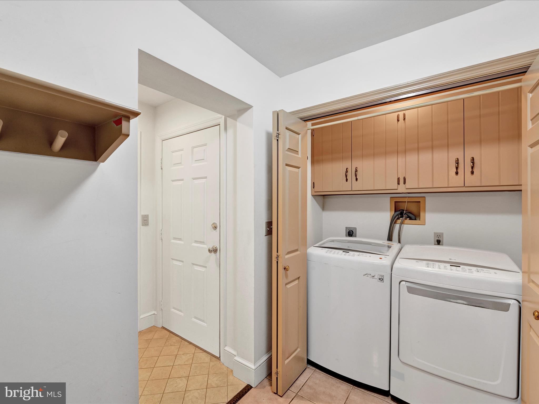 HEMPFIELD AREA - Residential
