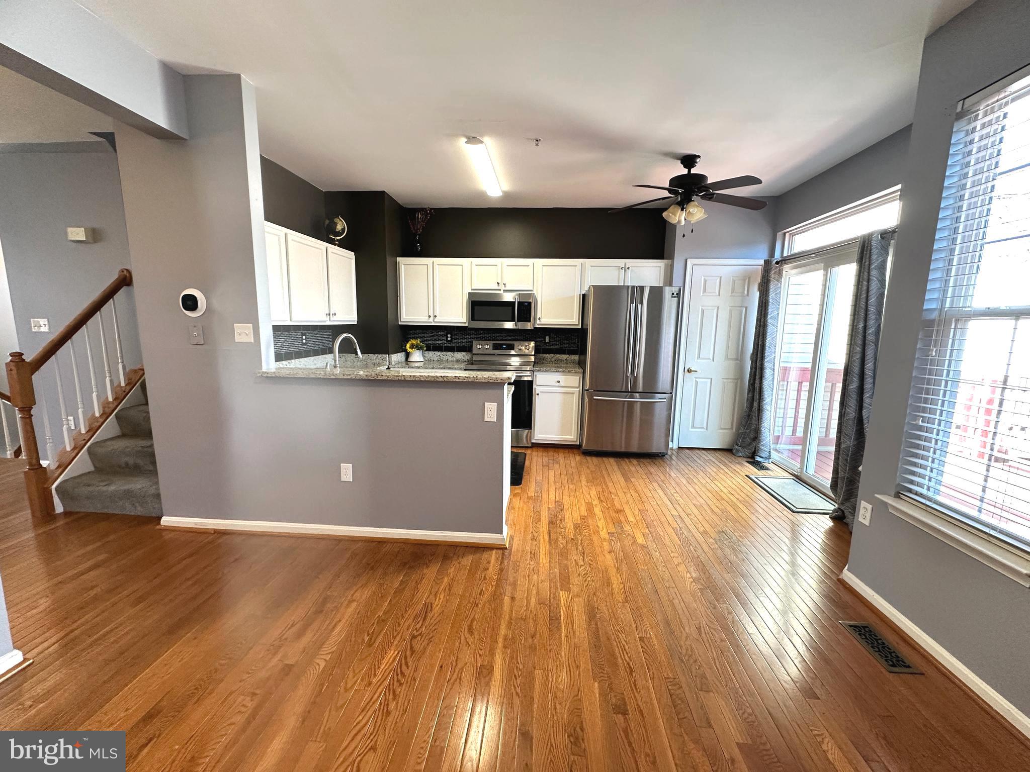 APPLEGATE NORTH - Residential Lease