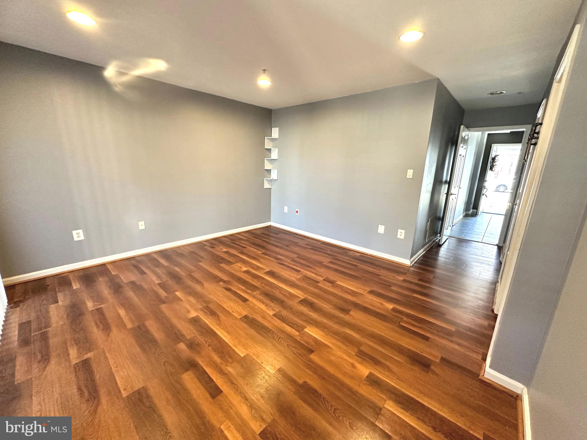 APPLEGATE NORTH - Residential Lease