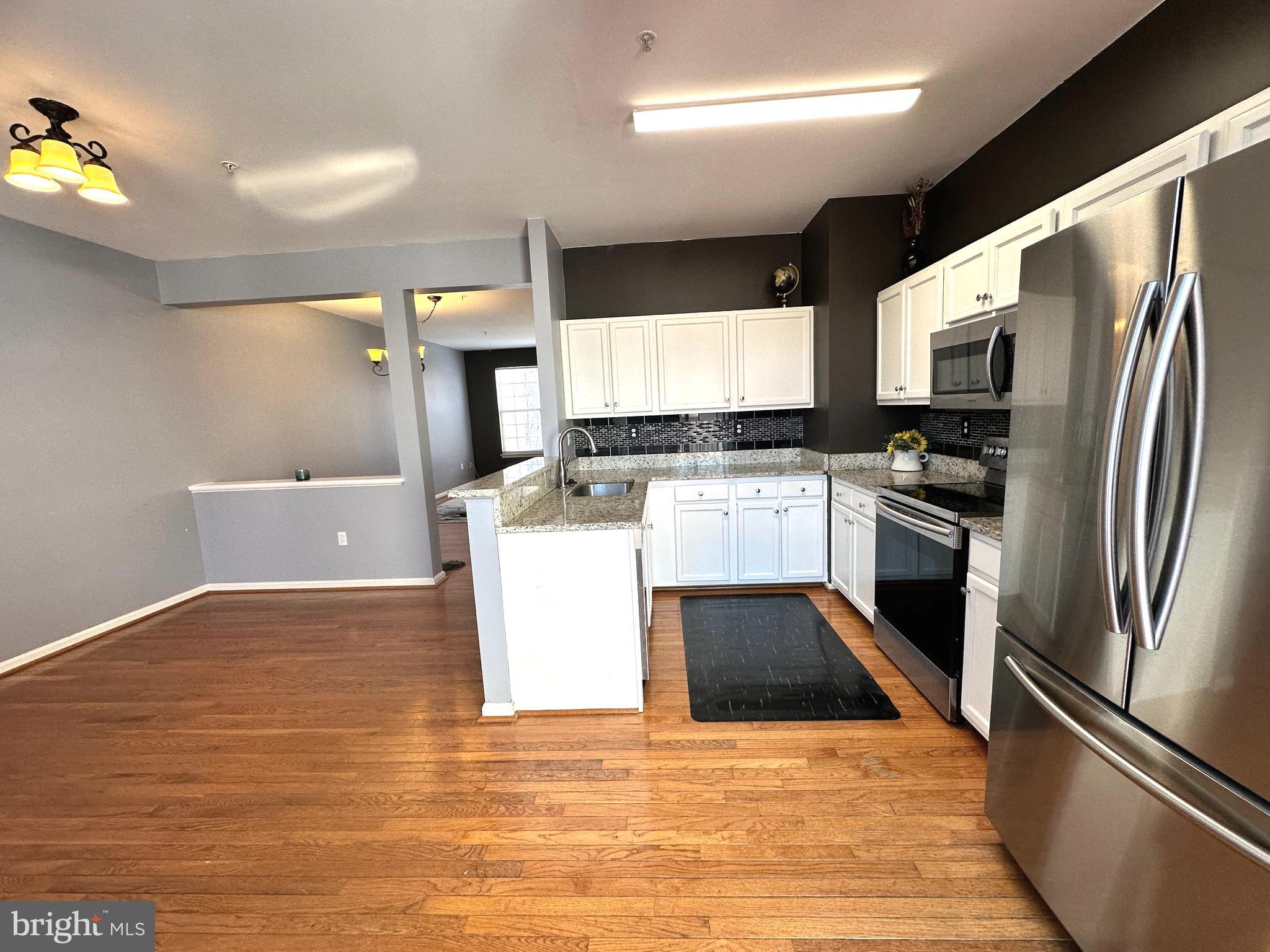 APPLEGATE NORTH - Residential Lease