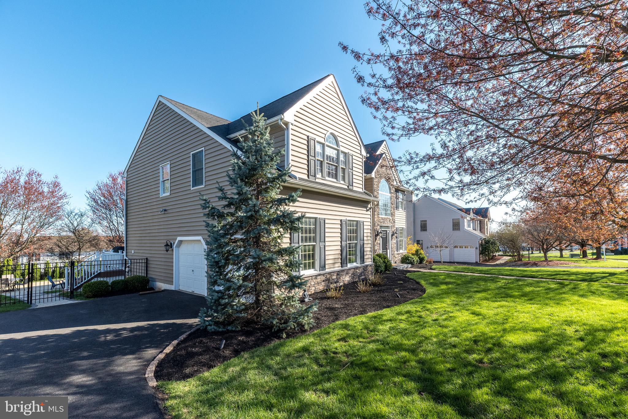 DURHAM RIDGE - Residential