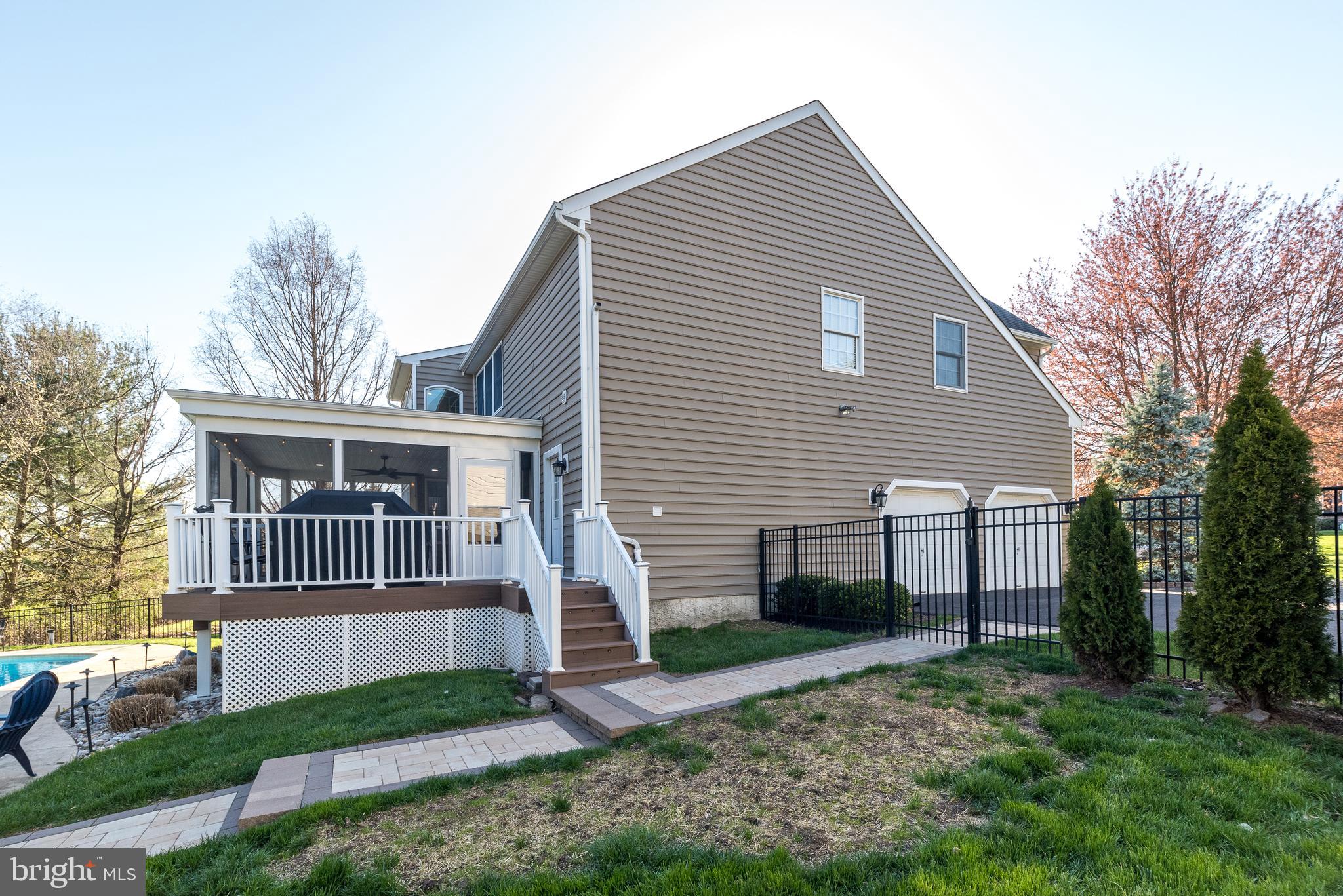DURHAM RIDGE - Residential
