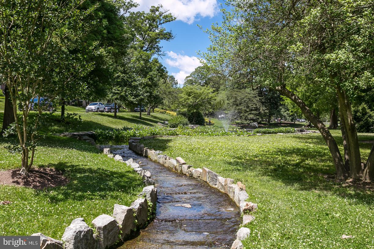 HOMELAND HISTORIC DISTRICT - Residential
