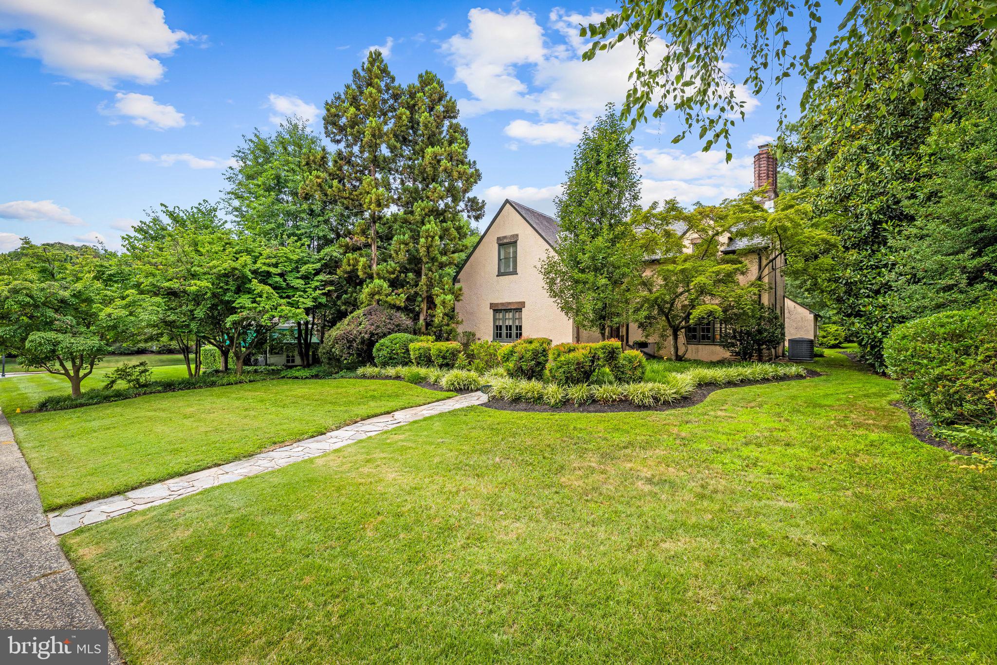 HOMELAND HISTORIC DISTRICT - Residential
