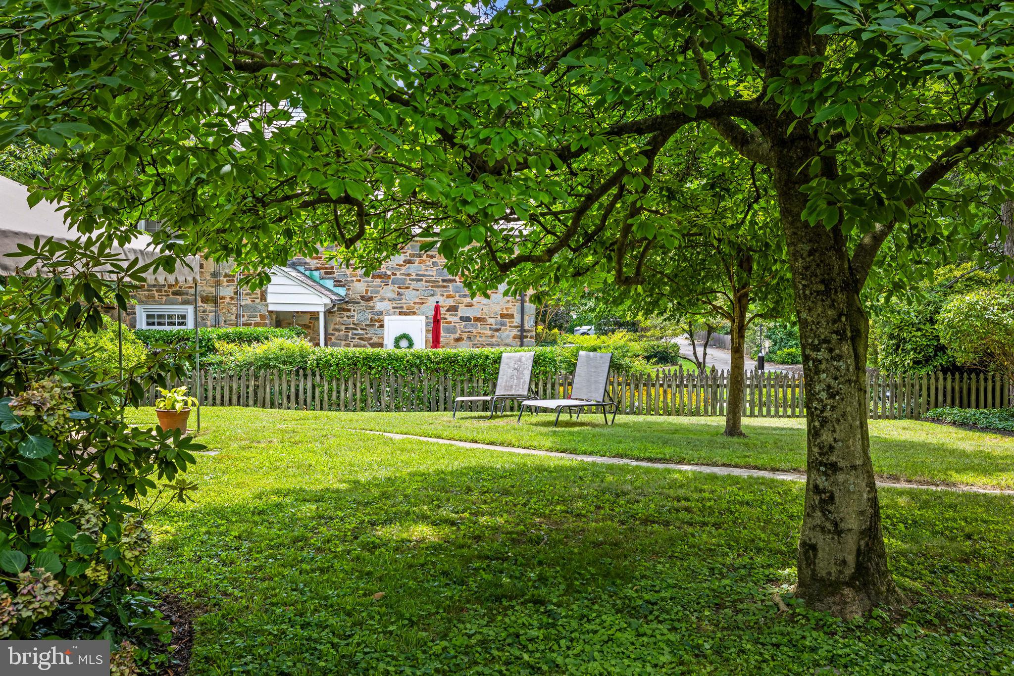 HOMELAND HISTORIC DISTRICT - Residential