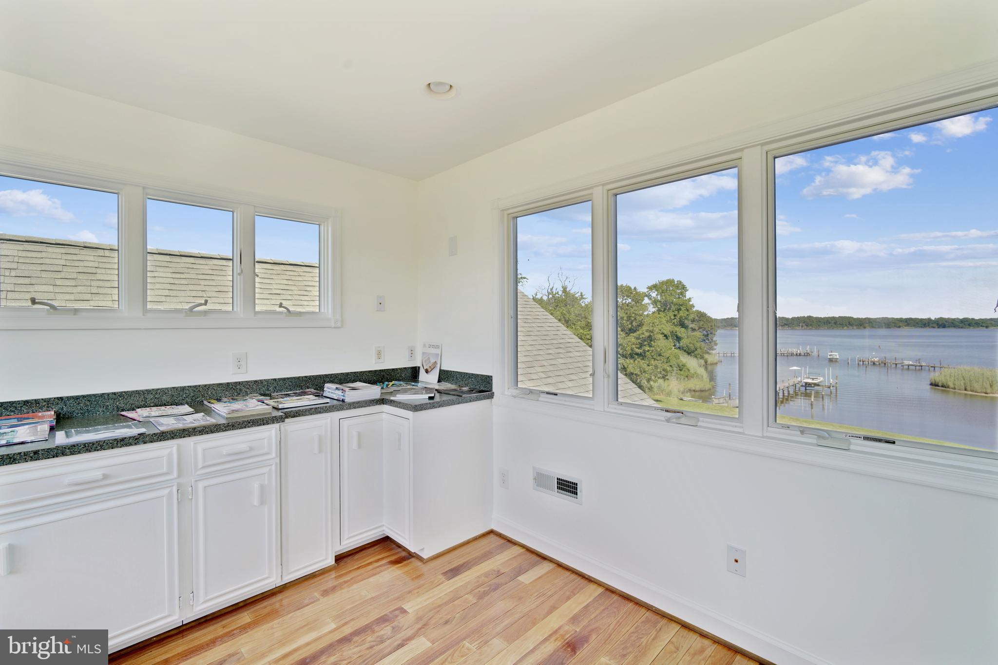 BENNETT POINT - Residential