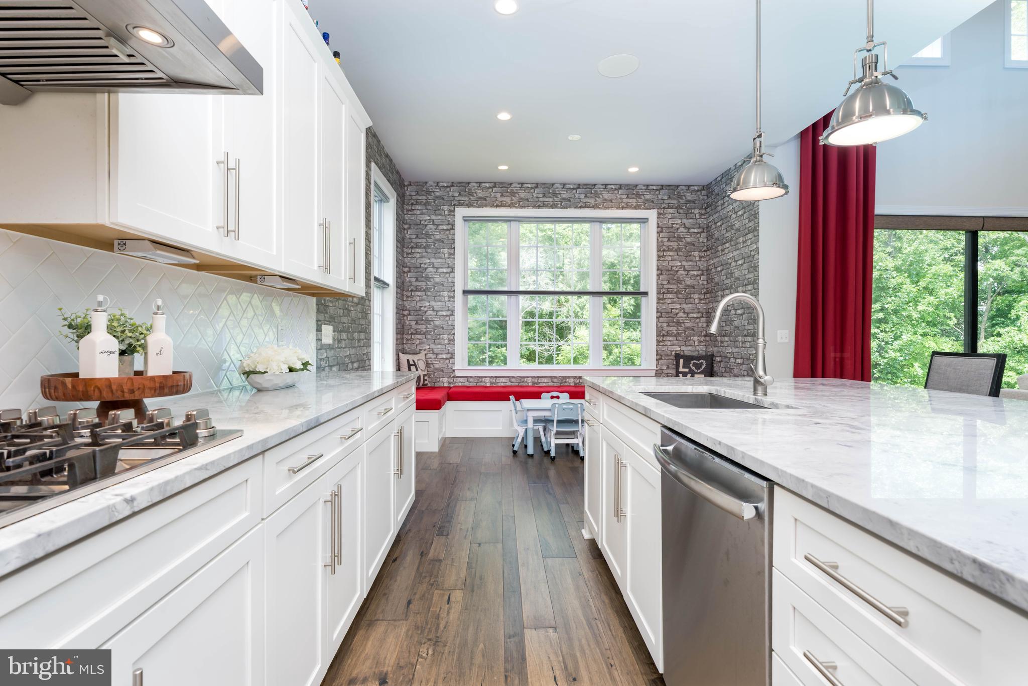 DOMINION VALLEY COUNTRY CLUB - Residential