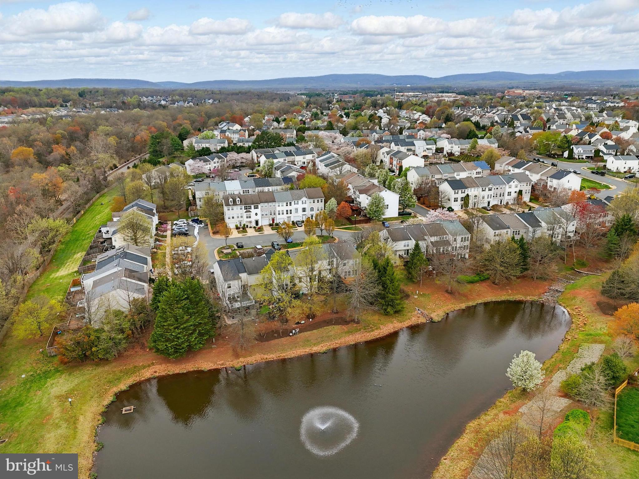 GREENHILL CROSSING - Residential