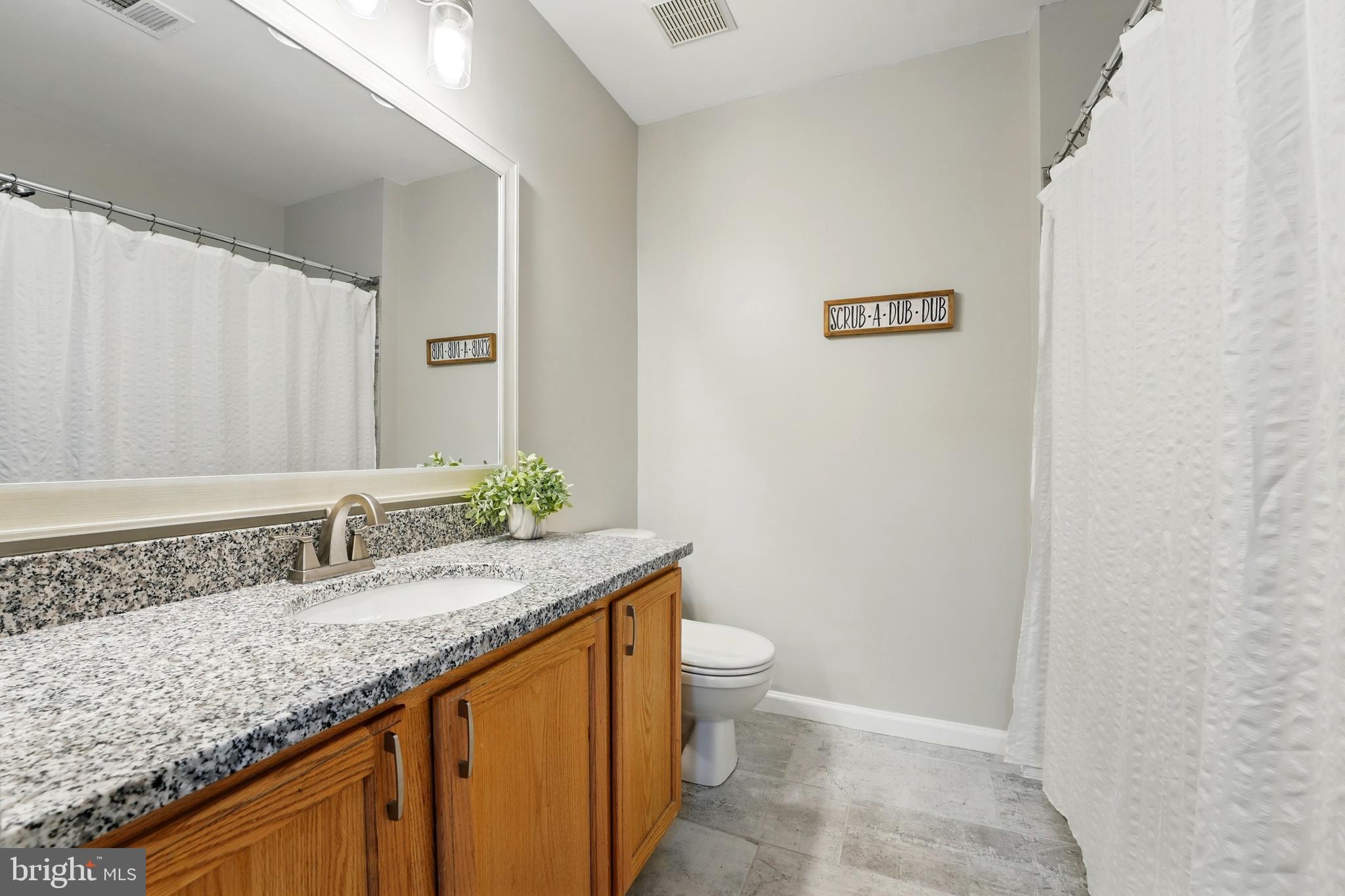 GREENHILL CROSSING - Residential