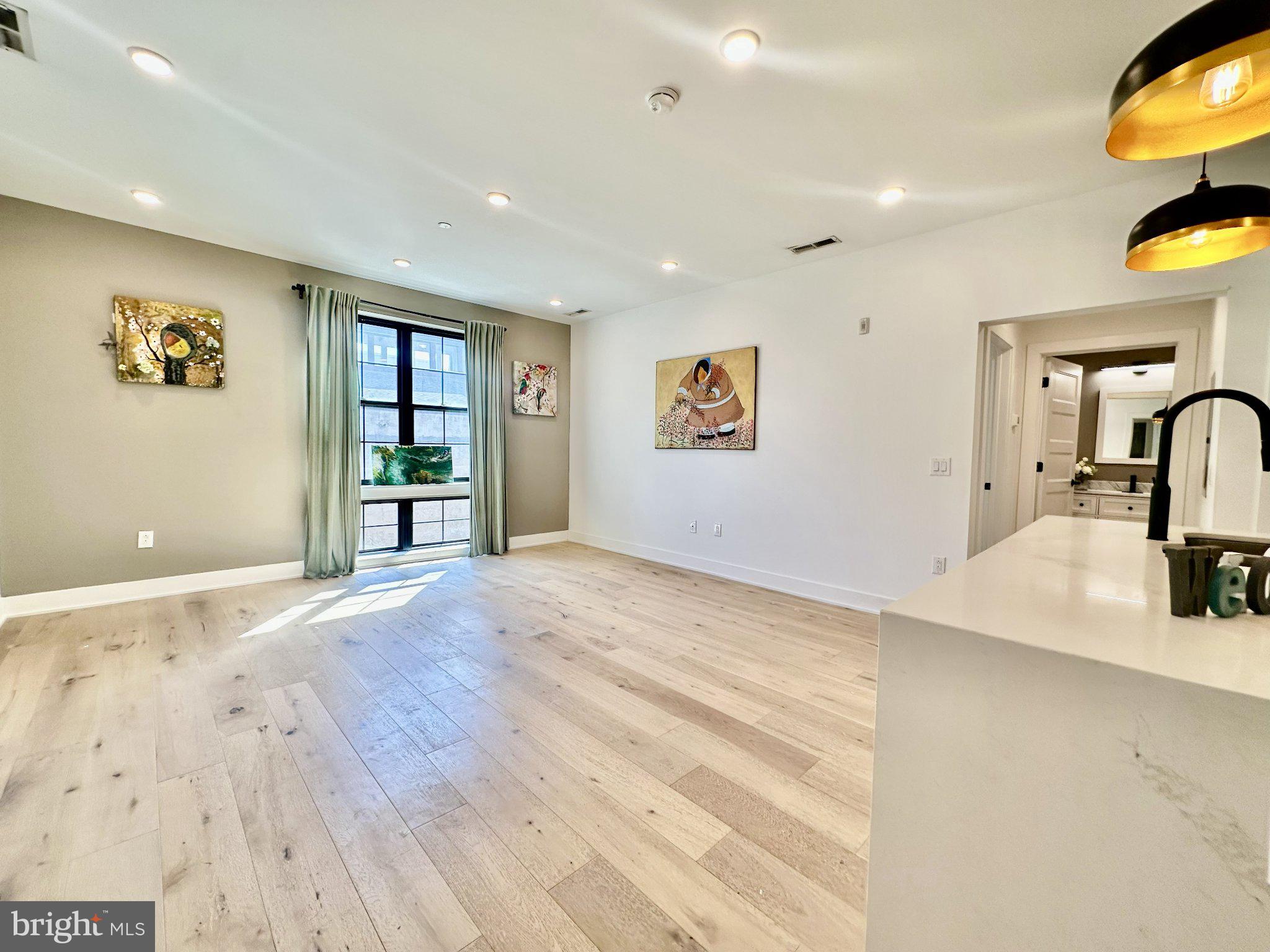 PHILADELPHIA (NORTH) - Residential