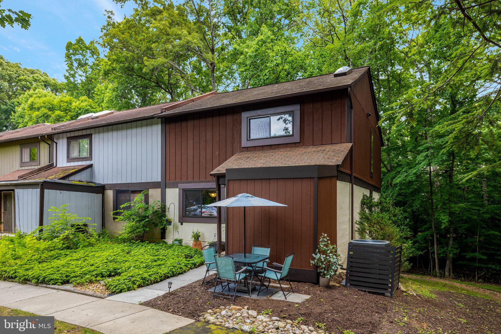 RESTON - Residential