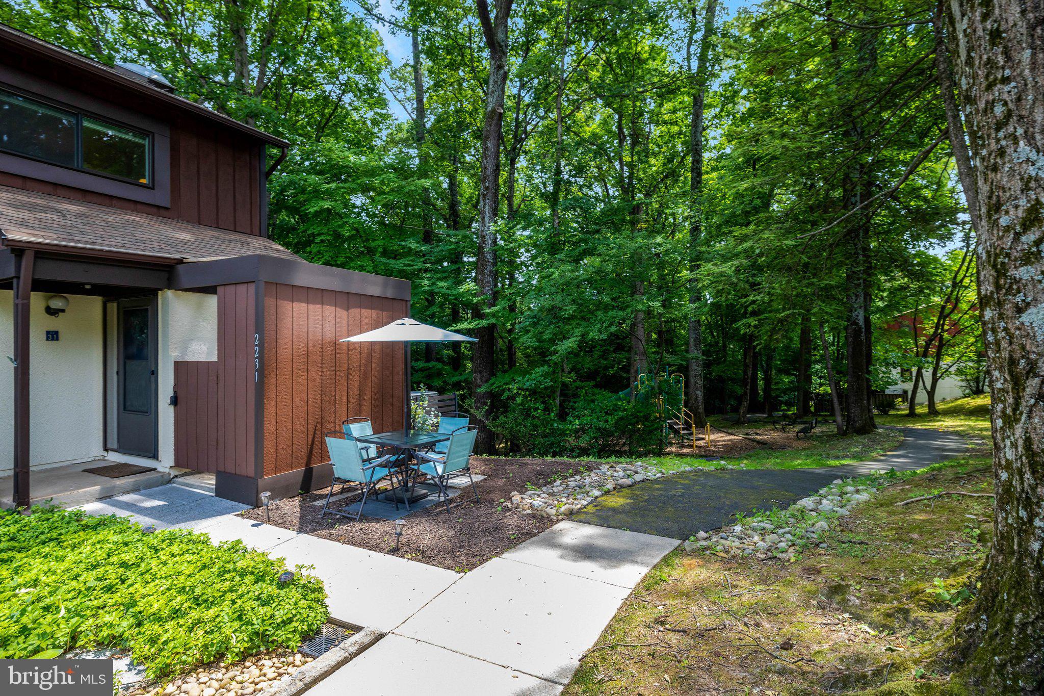 RESTON - Residential