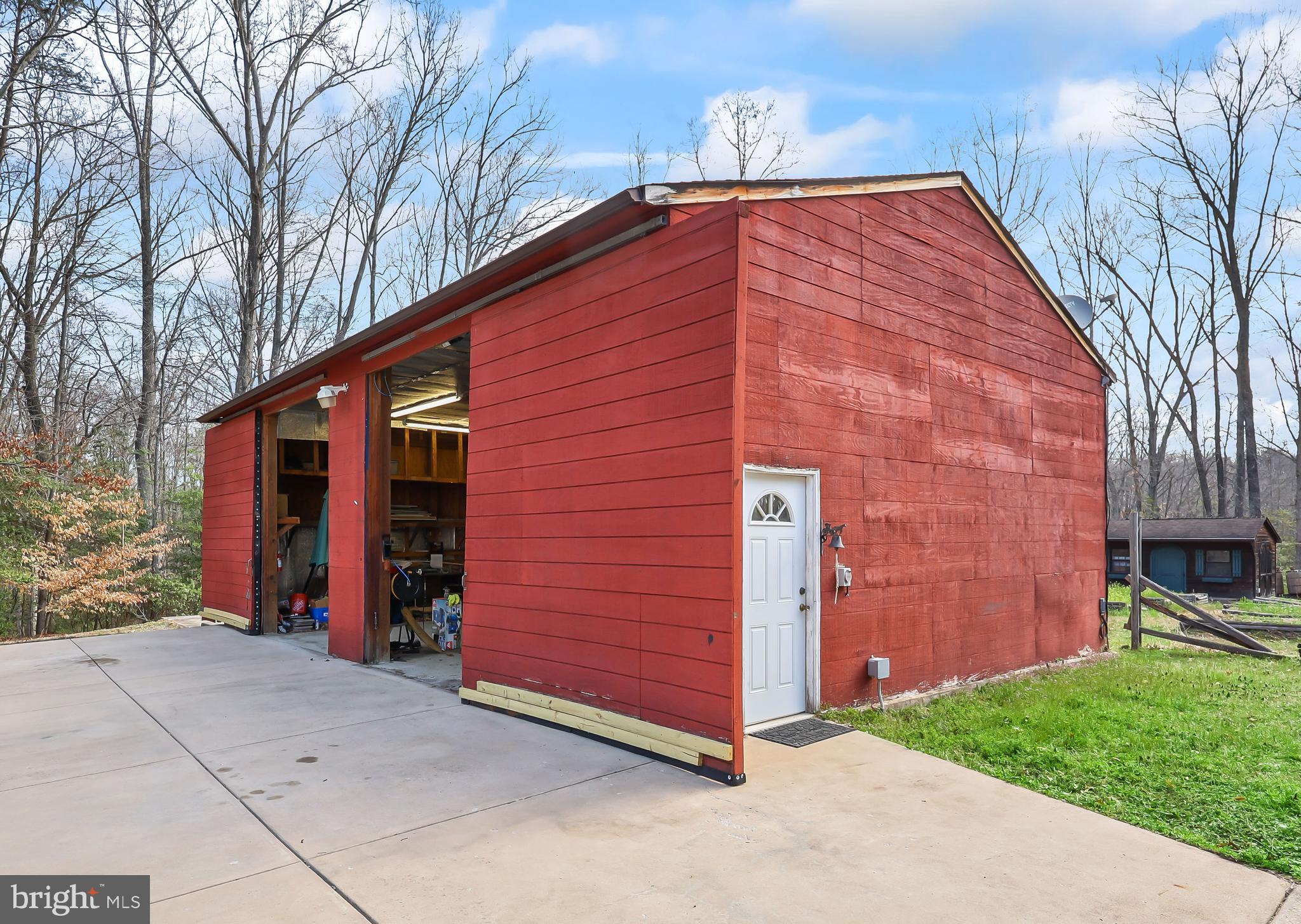 FARMER FAMILY - Residential