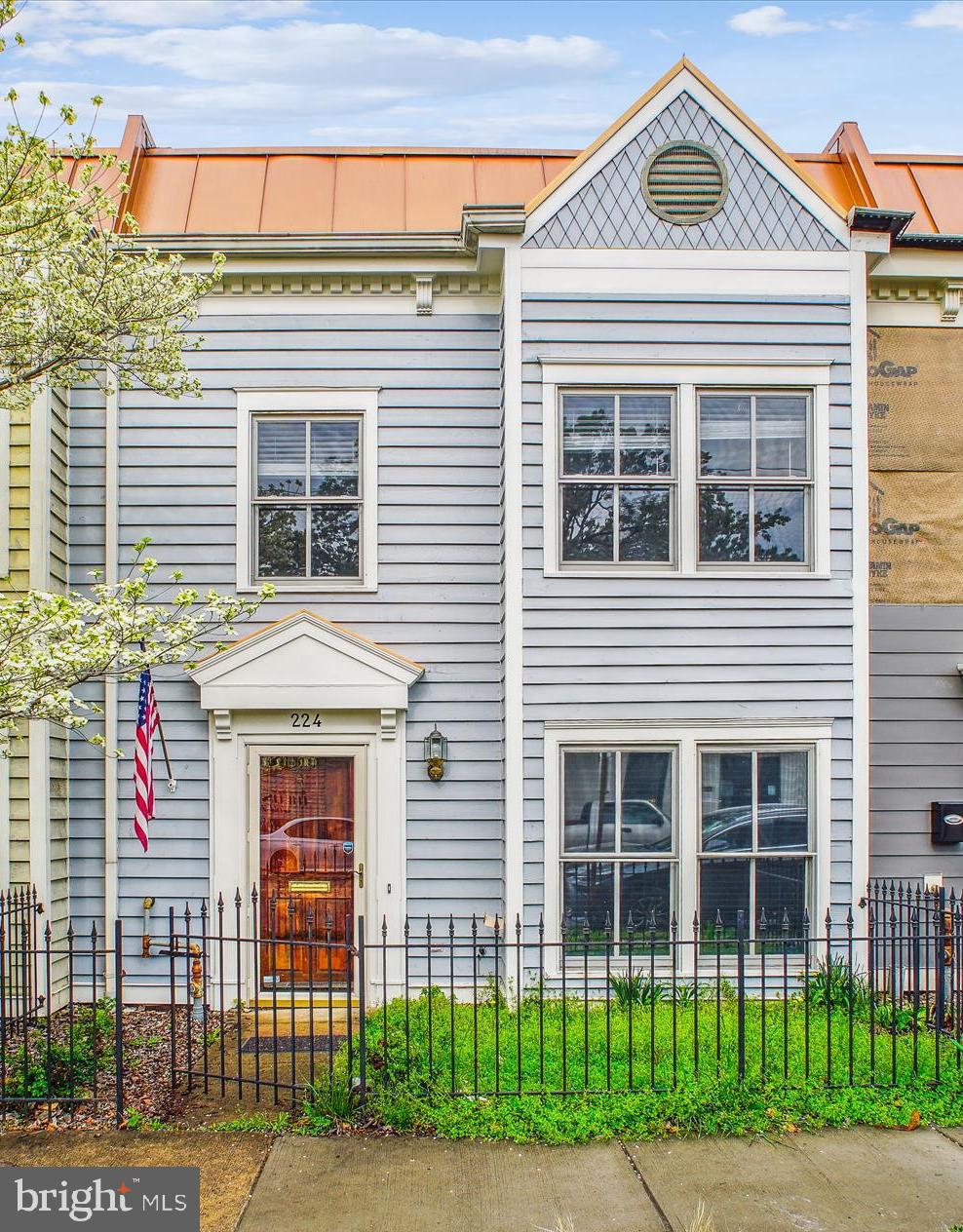 This beautifully updated 3-bedroom, 2.5-bath townhome is tucked right in the heart of Old Town and packed with charm inside and out!  The sunny eat-in kitchen features updated flooring, -new appliances—including a gas stove—and is the perfect place to start your mornings. Hosting? The spacious dining area flows into a sun-soaked living room, complete with a cozy gas fireplace—perfect for curling up with a good book or gathering with friends on cooler evenings.  Step outside to your fully fenced backyard, where there’s plenty of space to enjoy warm summer nights around the firepit or toss the ball with your pup. Bonus: two dedicated parking spaces—a rare find in this neighborhood!  Upstairs, each bedroom offers generous closet space, updated ceiling fans, and custom Roman shades. The washer and dryer are conveniently located on the bedroom level, and there's even extra storage on the second floor for those seasonal items.  You’re just a short stroll to everything you need—grocery stores, fitness studios, coffee shops, salons, daycares, and healthcare. Enjoy the waterfront, bike trails, and parks, all just blocks away. Plus, commuting is a breeze with quick access to the airport, Amazon HQ2, Crystal City, D.C., and Maryland.   Stop by this weekend—don’t miss your chance to call this one home!
The sellers are looking for a quick and clean contract.