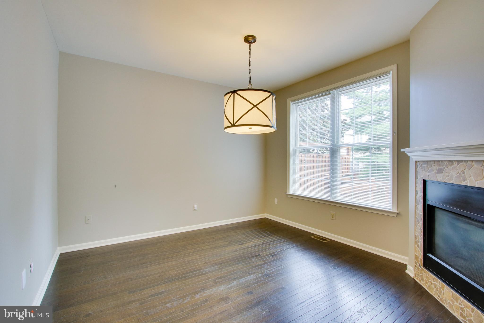 GREY ROCK VILLAS - Residential Lease