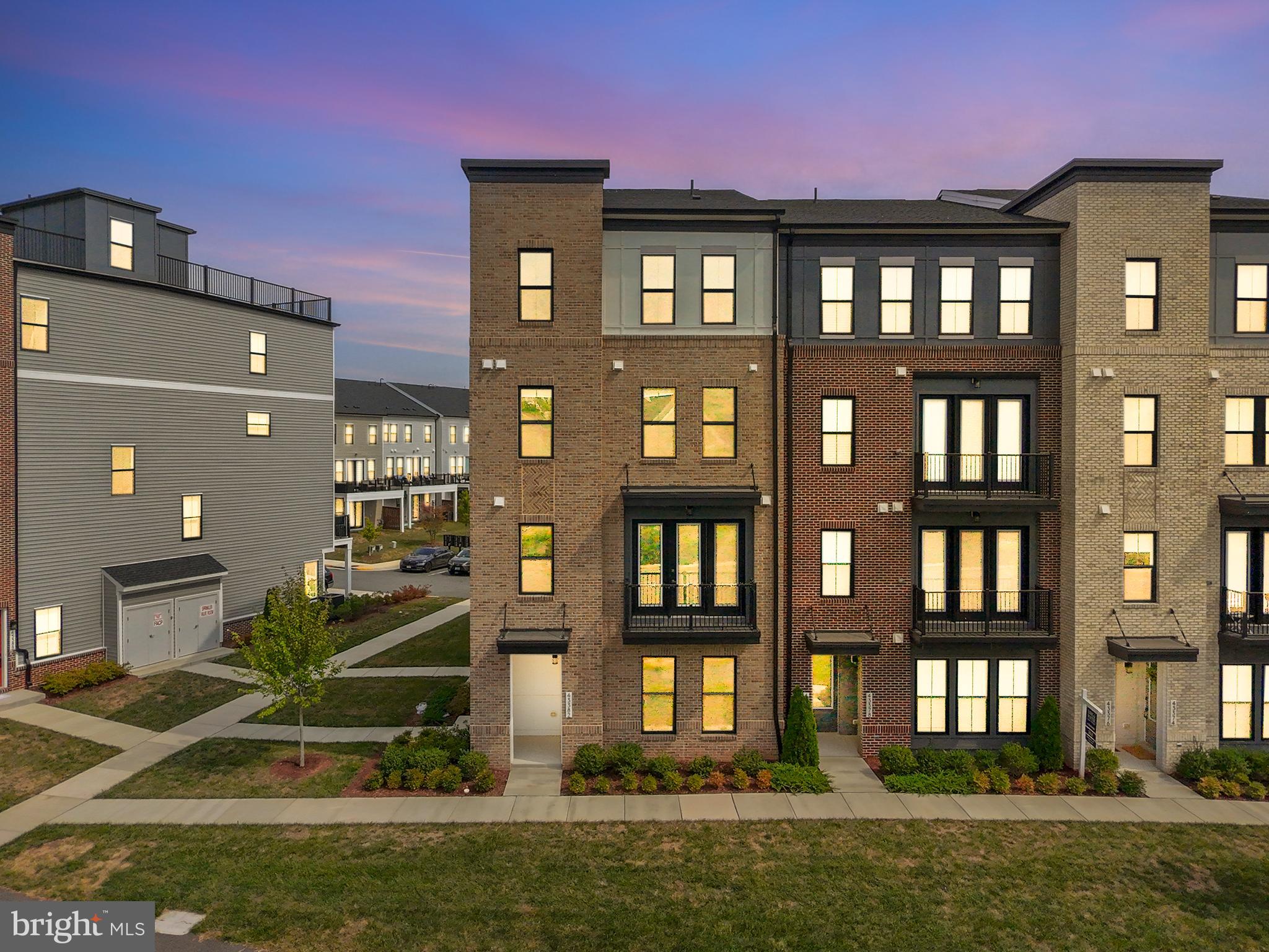 *** UPDATED PRICE *** Welcome to 43382 Farringdon Sq — a beautifully maintained, like-new END UNIT  townhome in the sought-after Broadlands community! This cozy yet spacious home features a bright open floor plan with durable LVP flooring on the lower two levels, perfect for modern living and
entertaining. The upgraded kitchen is a chef’s dream with stainless steel appliances, a gas
stove, a large center island, and a stylish tile backsplash. Enjoy a generously sized primary suite
complete with a walk-in closet and a private ensuite bath.  This home is minutes from the Metro Silver Line and Dulles Airport. Enjoy top tier community amenities including a nearby new sports complex/fitness center, 3 swimming pools, tennis/pickleball courts, and several scenic walking trails. HOA Fee covers water, trash, all exterior maintenance, and access to all community amenities — this is the perfect place to call home!