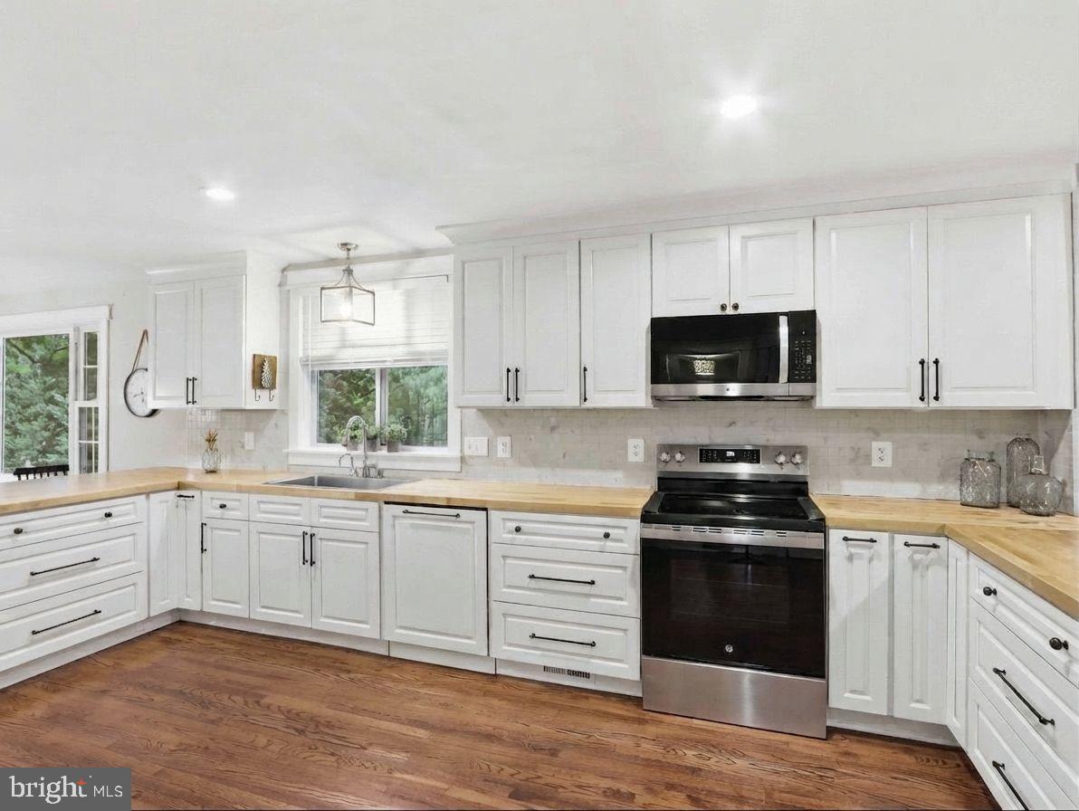 CHARTWELL - Residential