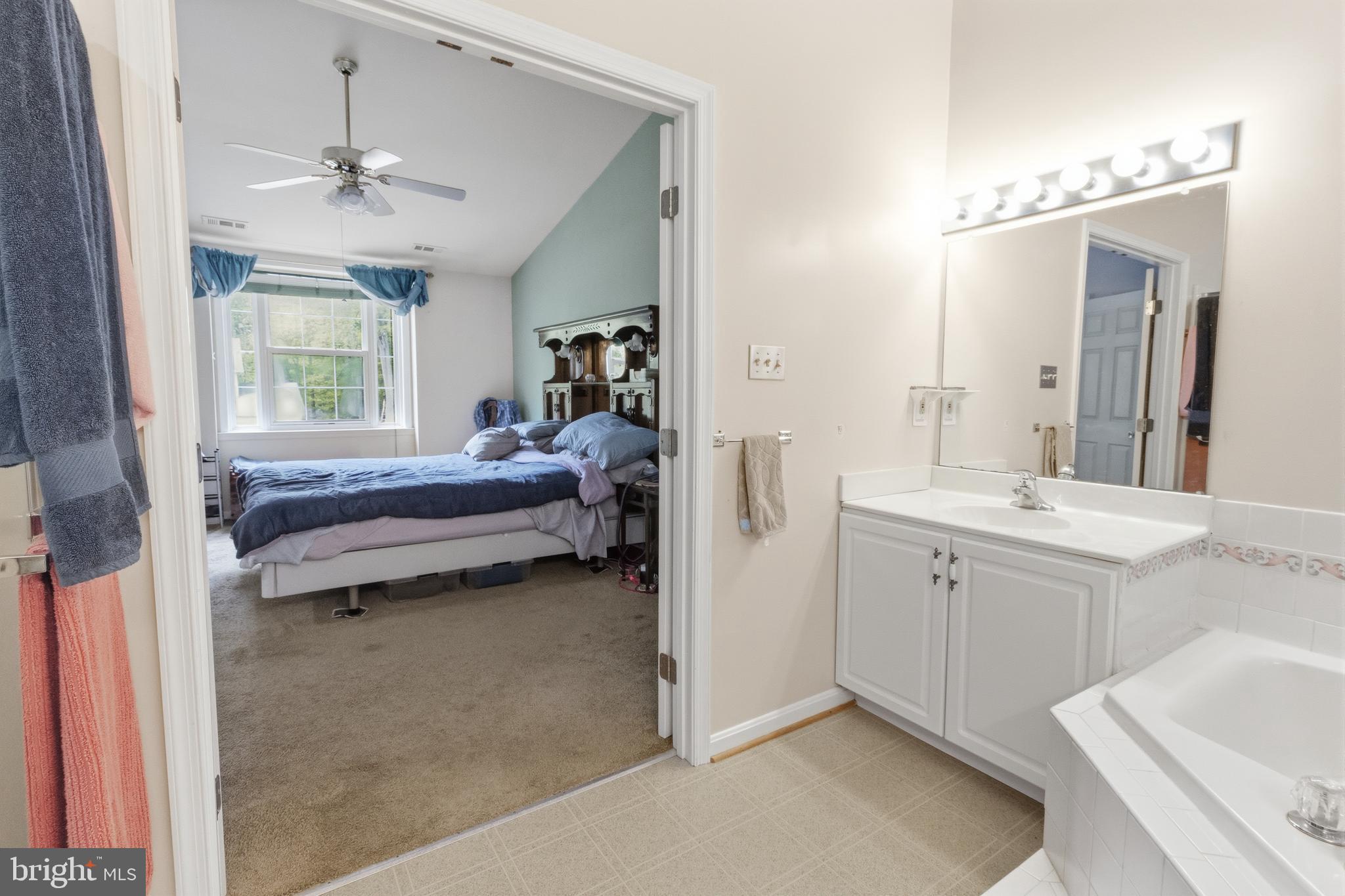 LONG BEACH HEIGHTS - Residential