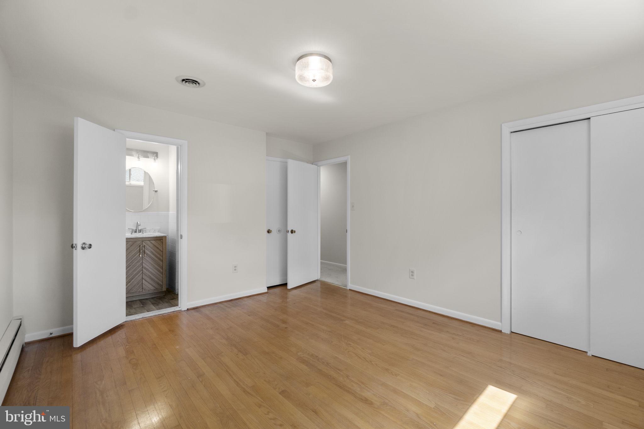 HAMMOND PARK - Residential