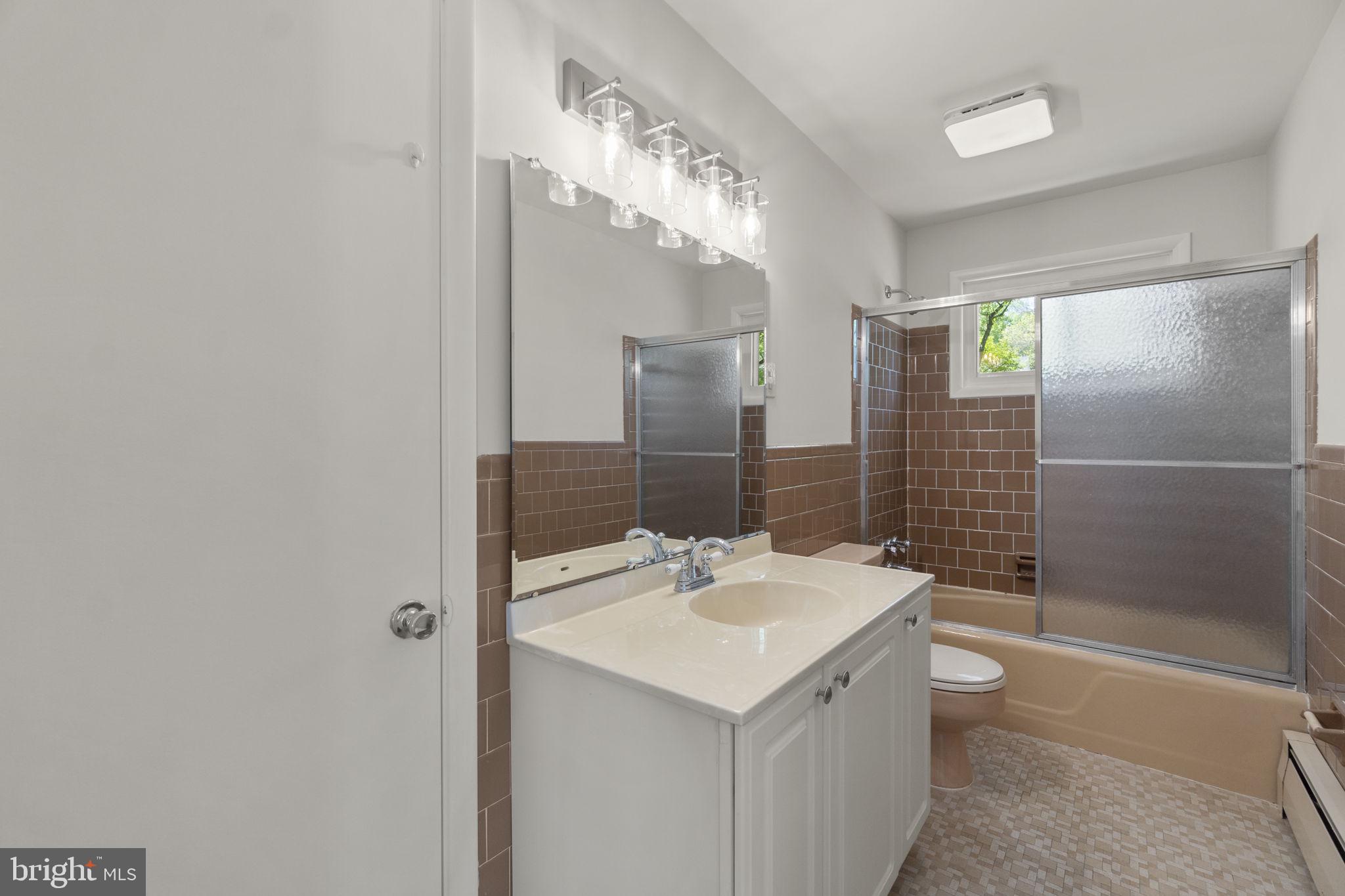 HAMMOND PARK - Residential