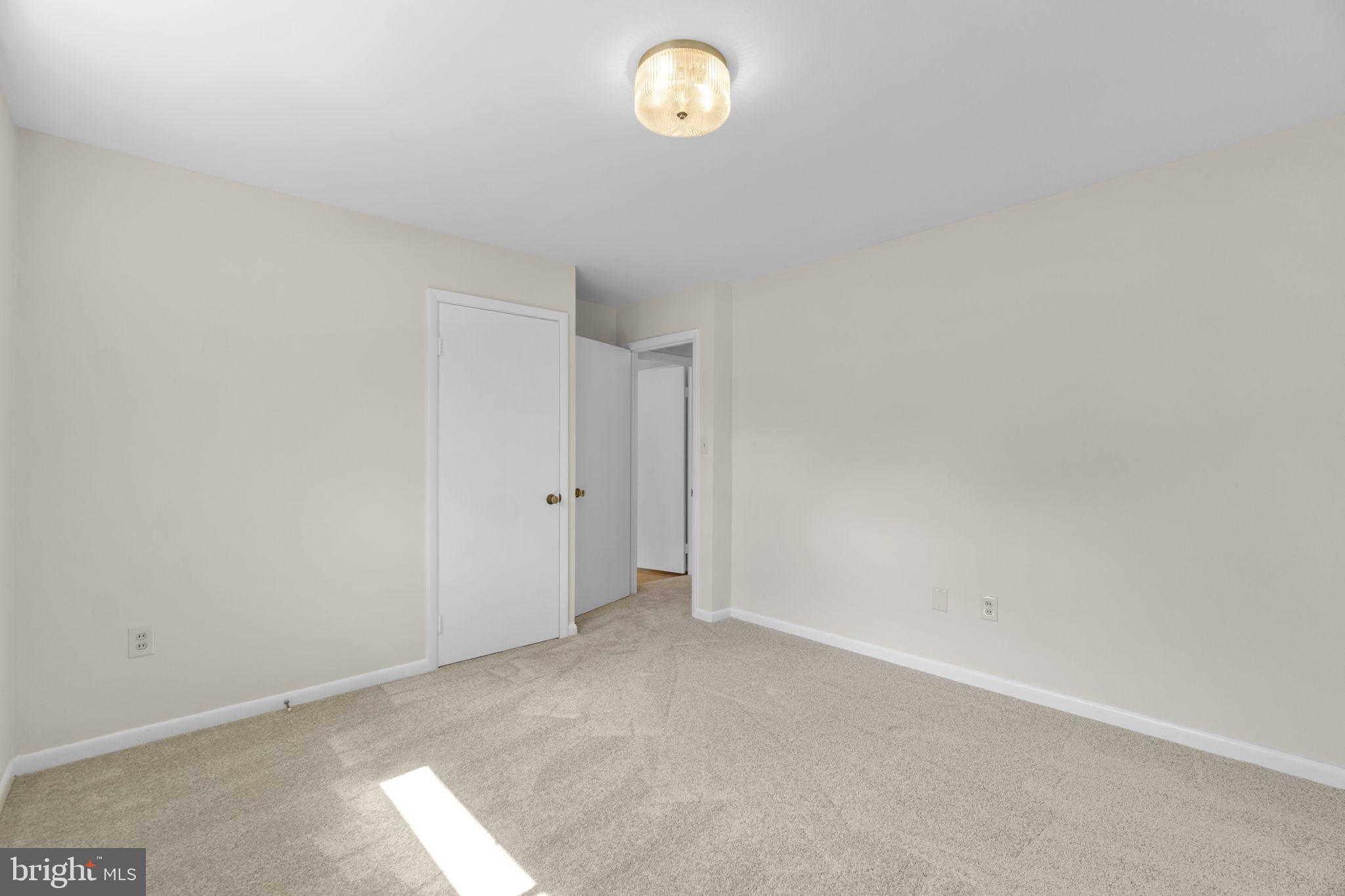 HAMMOND PARK - Residential