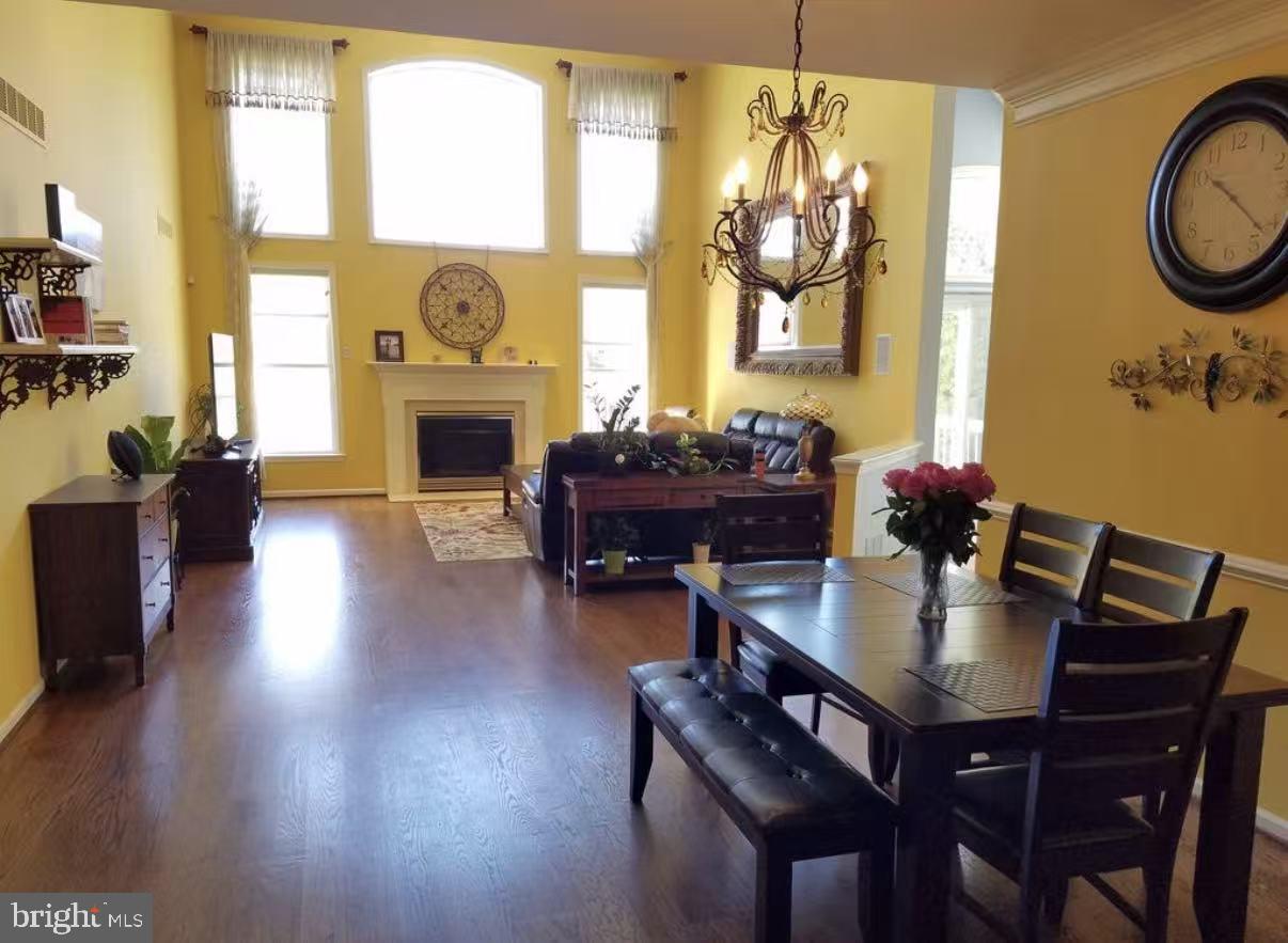 CREEKSIDE AT BLUE BELL - Residential