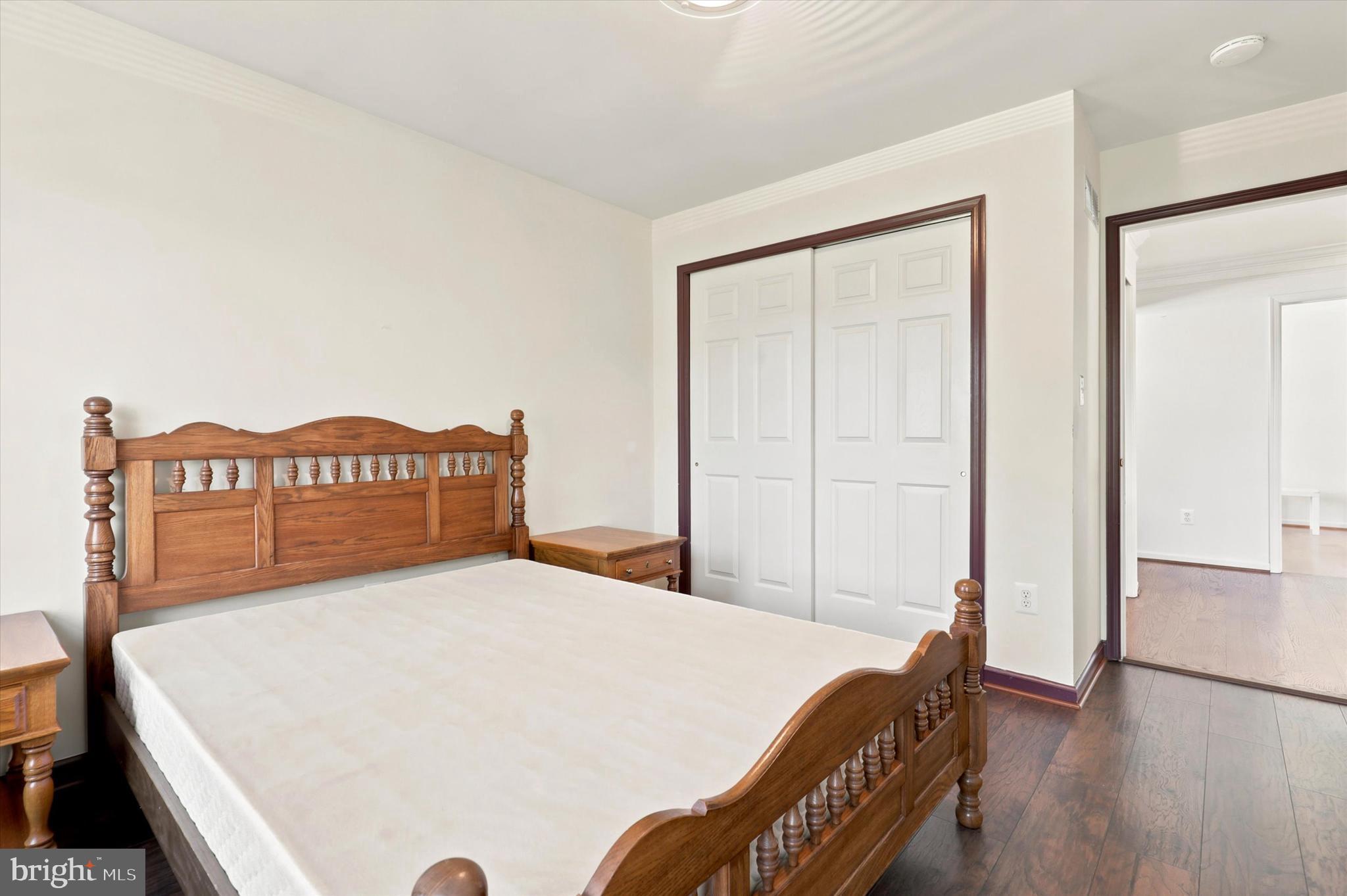 CREEKSIDE AT BLUE BELL - Residential