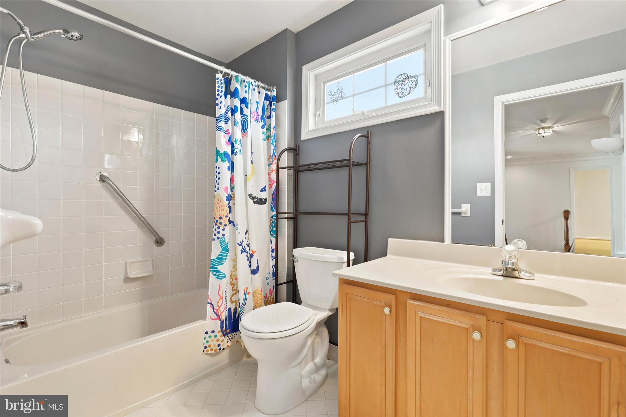 CREEKSIDE AT BLUE BELL - Residential