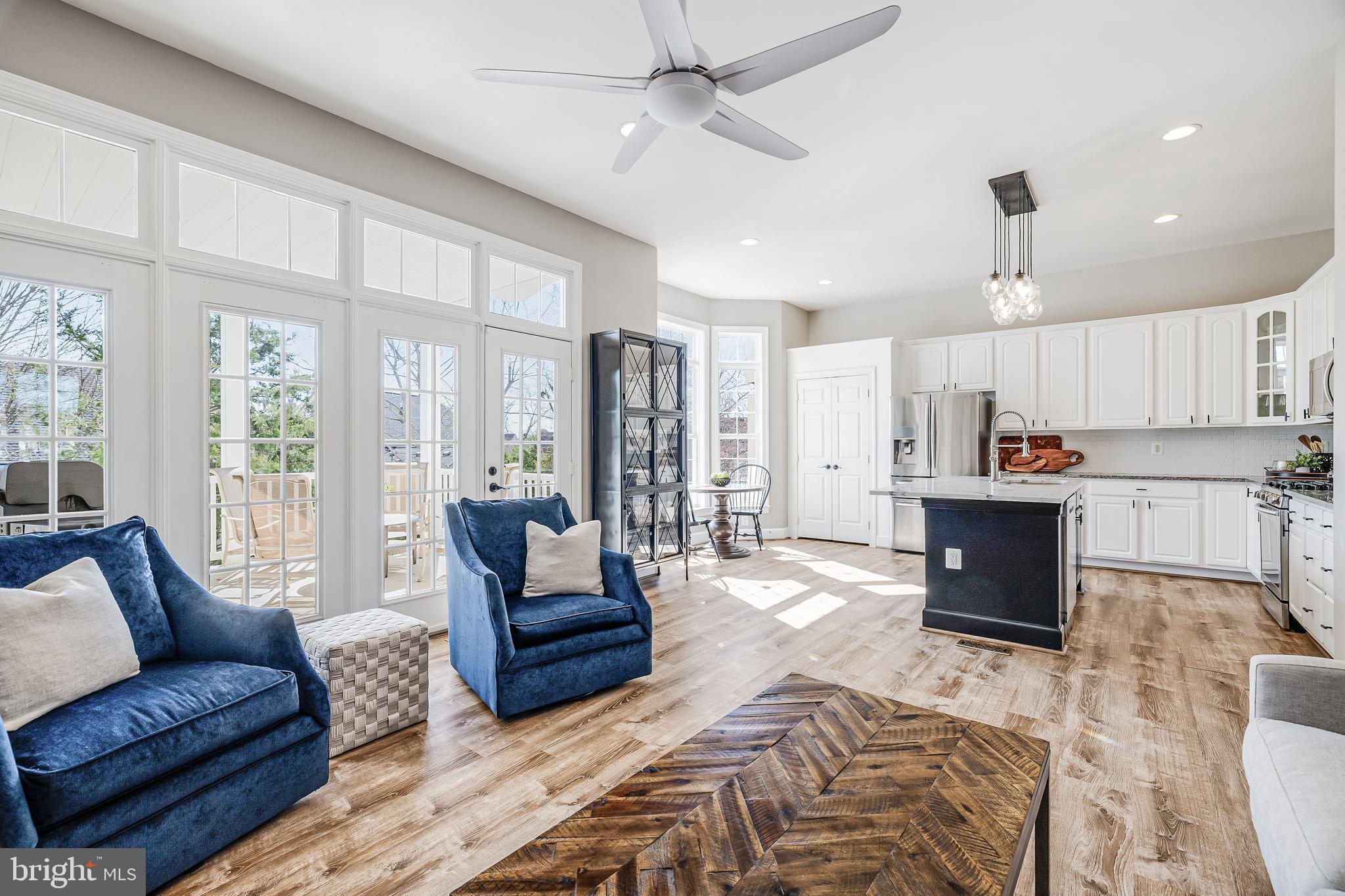 RIVER CREEK - Residential