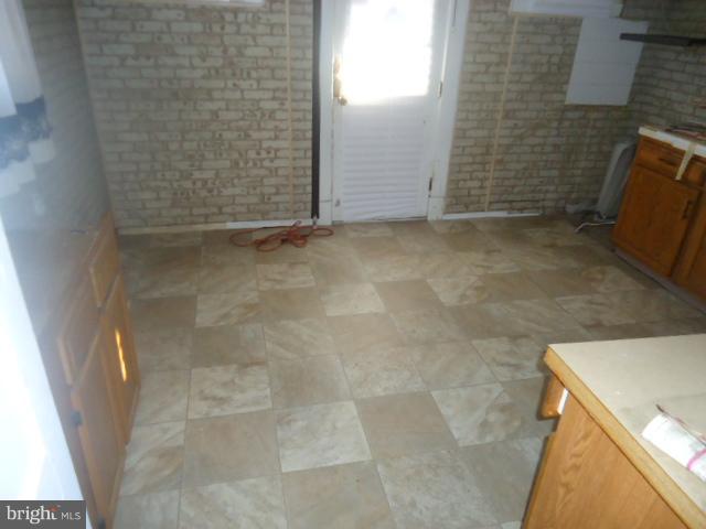 ROSEMONT - Residential Lease