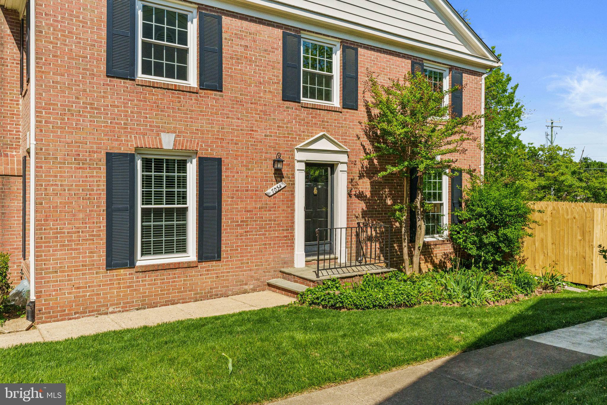 LEEWOOD - Residential