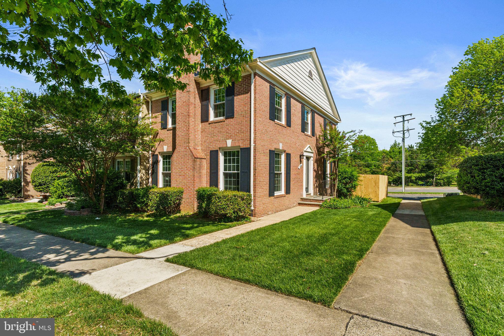 LEEWOOD - Residential