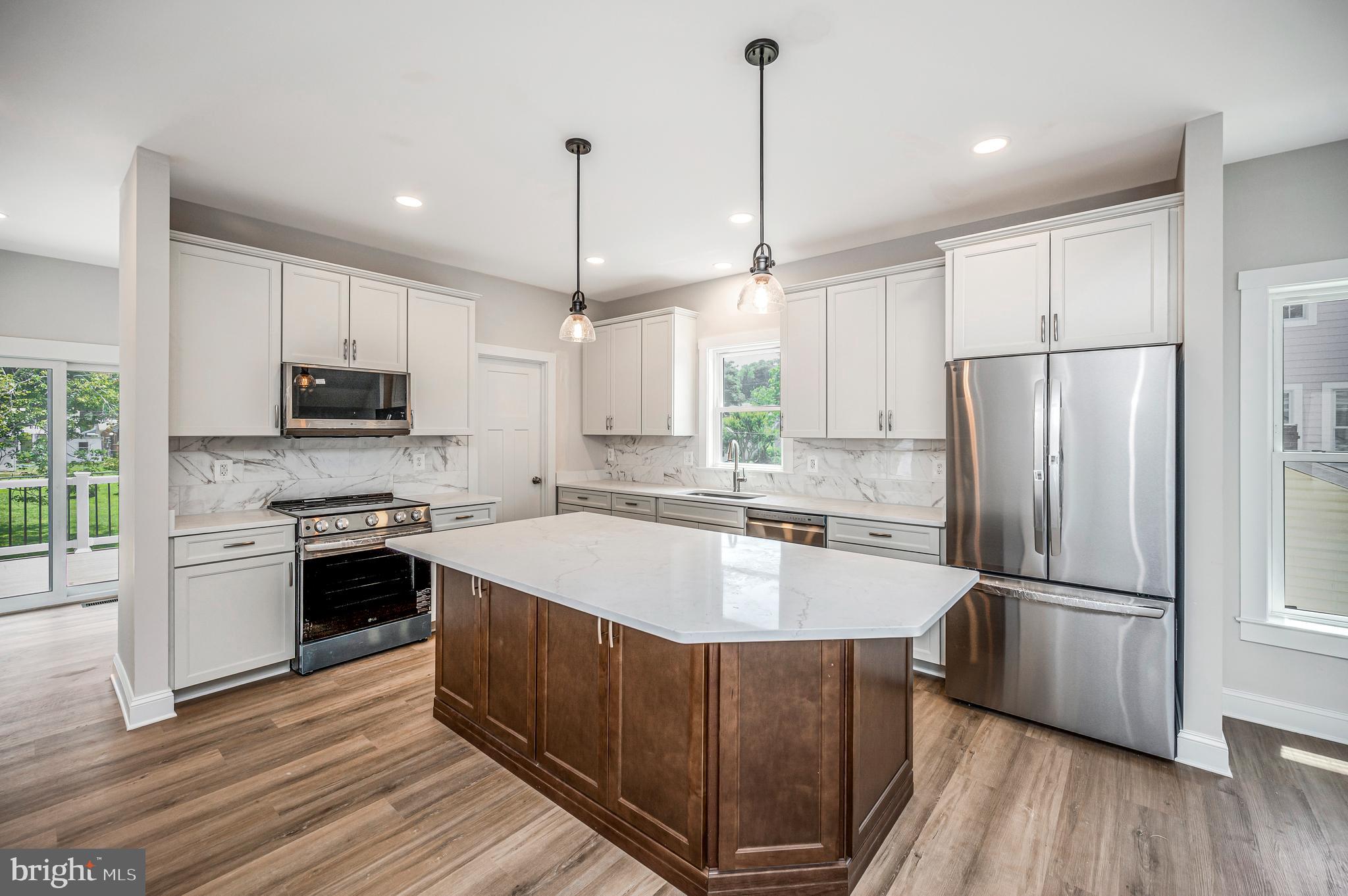 FAIRVIEW  BEACH - Residential