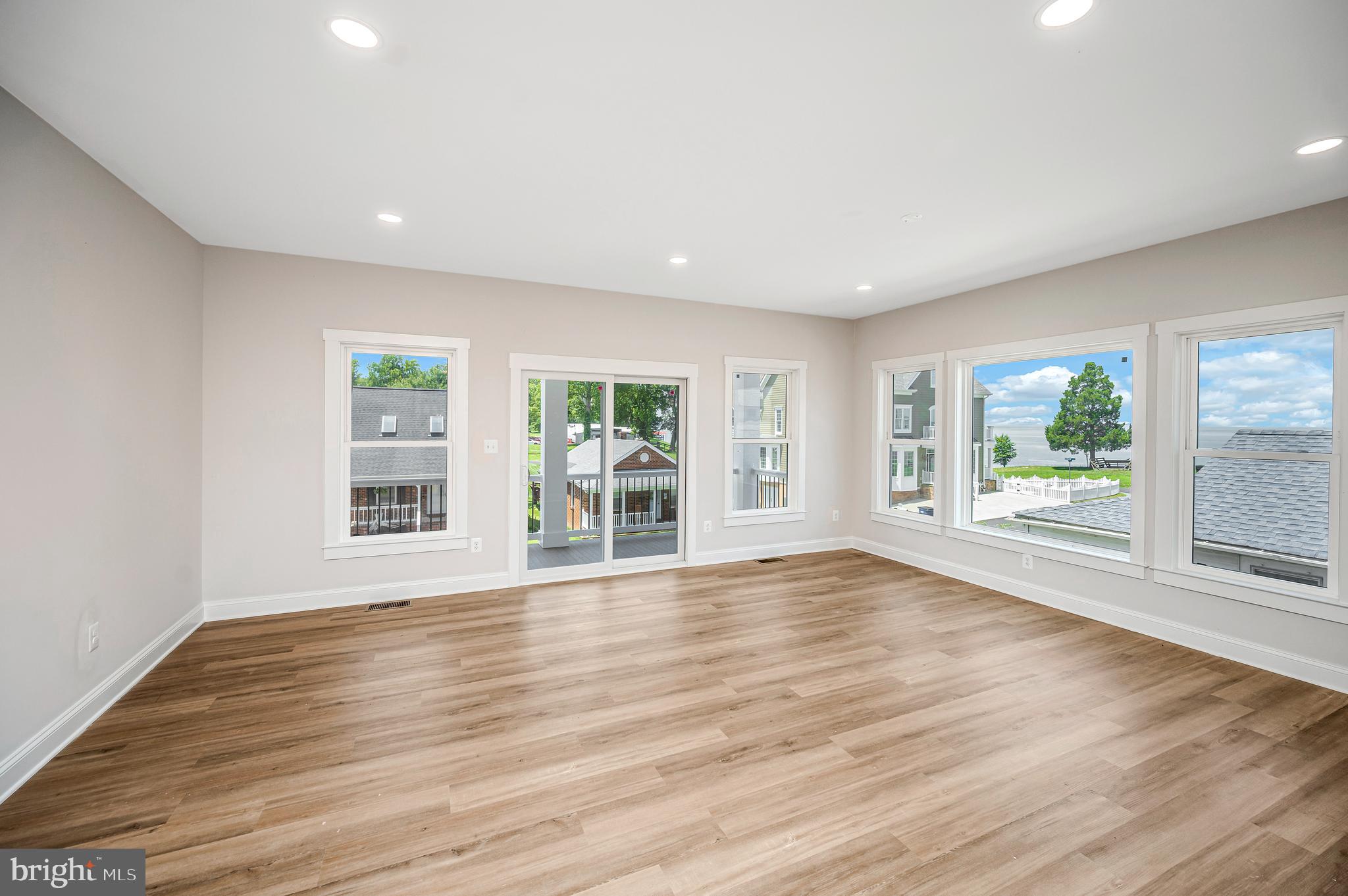 FAIRVIEW  BEACH - Residential
