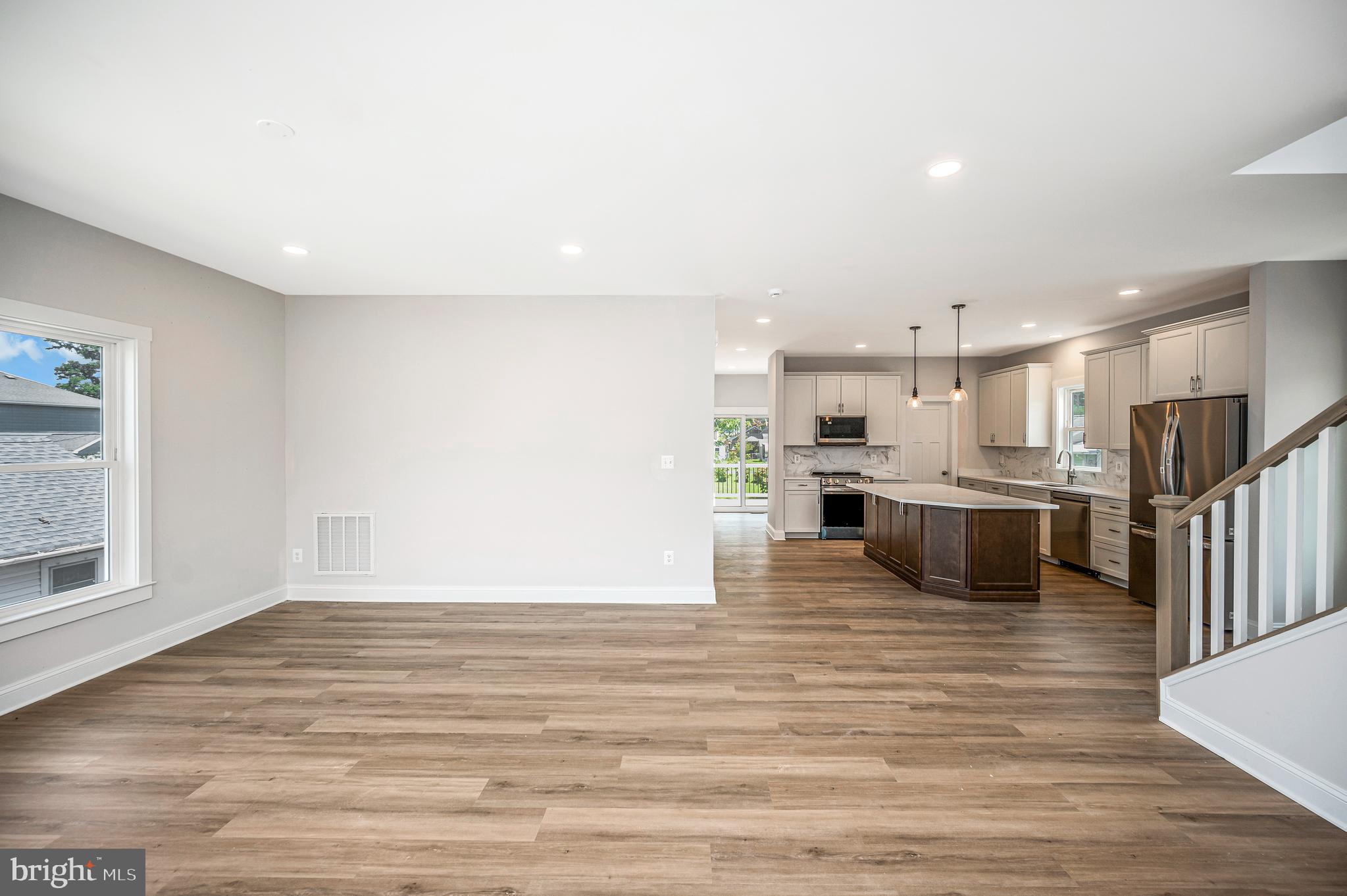 FAIRVIEW  BEACH - Residential