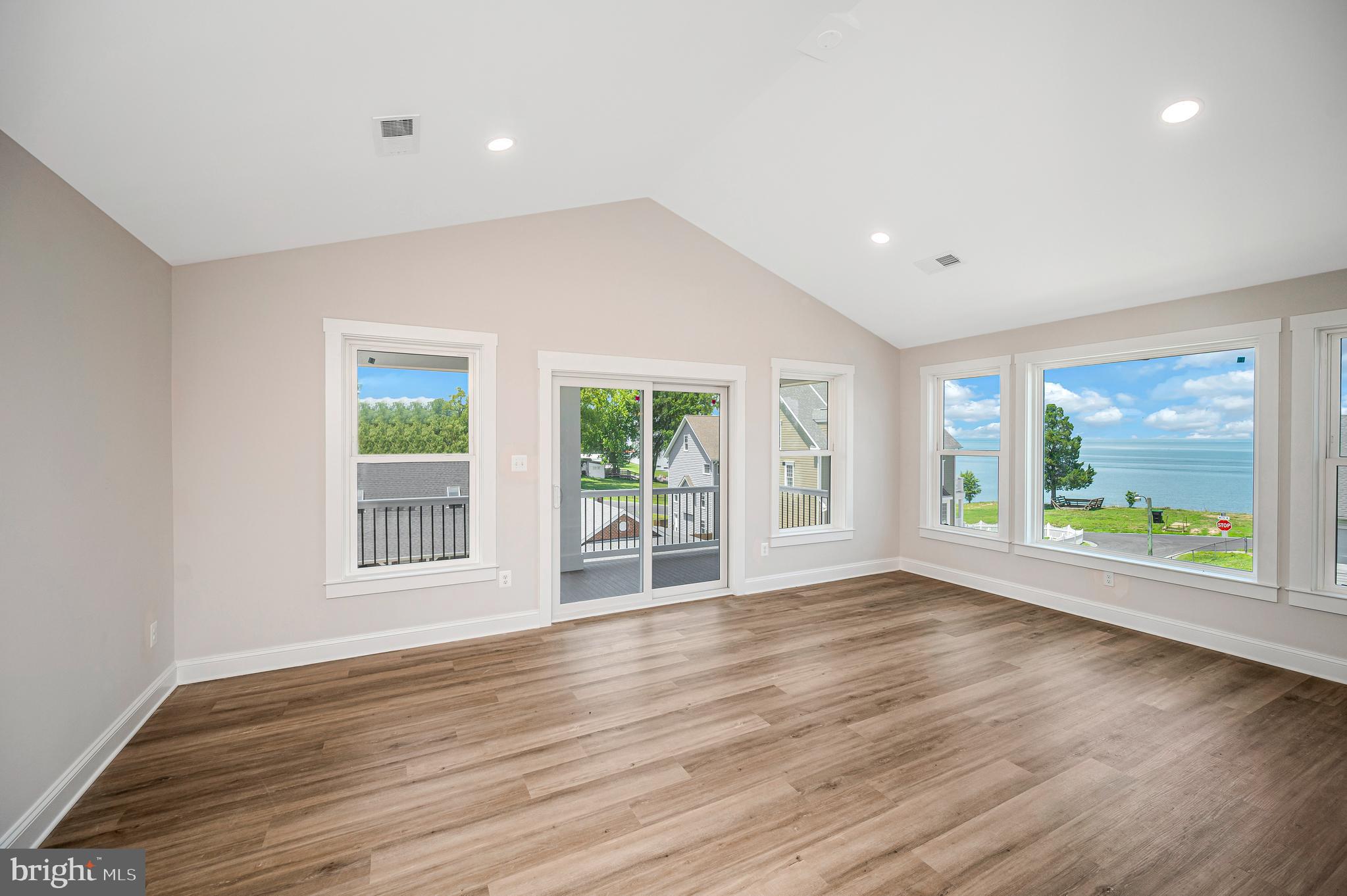 FAIRVIEW  BEACH - Residential