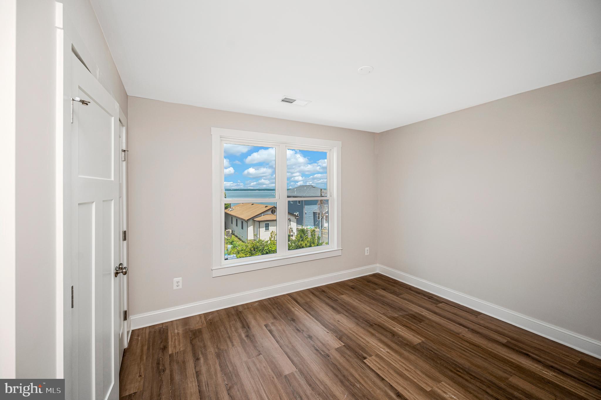 FAIRVIEW  BEACH - Residential