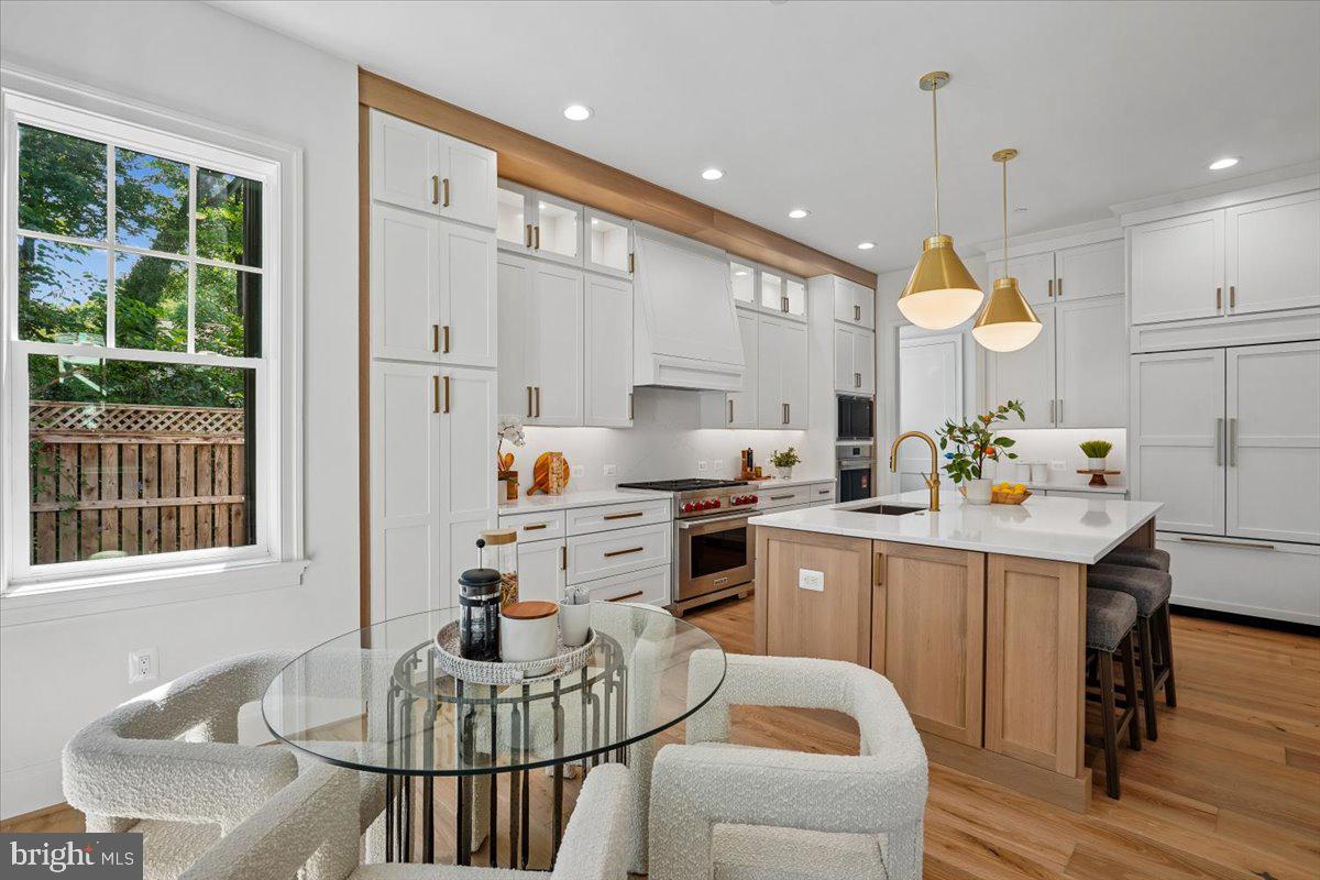 WEST CHEVY CHASE - Residential