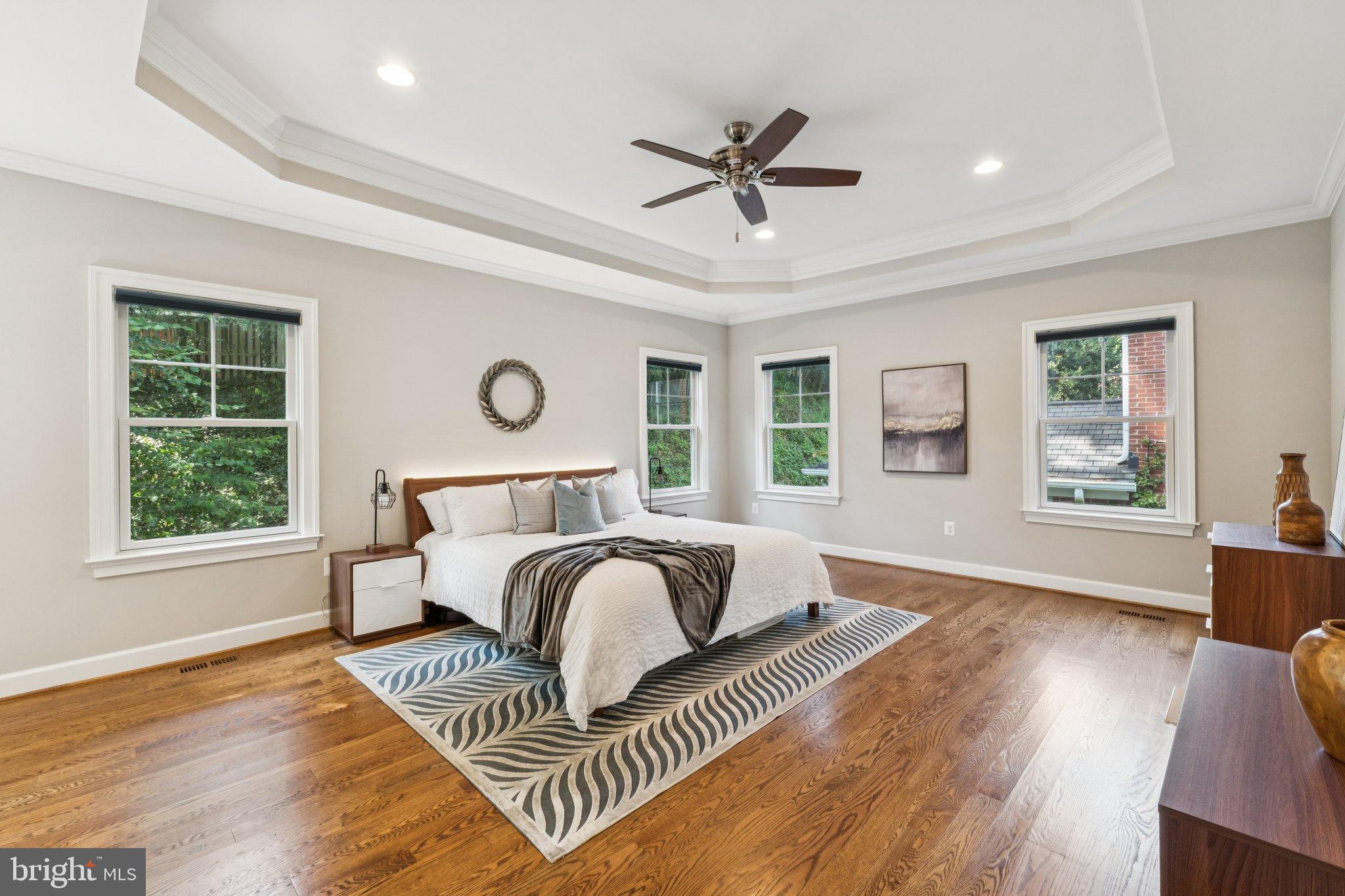 LEE HEIGHTS - Residential