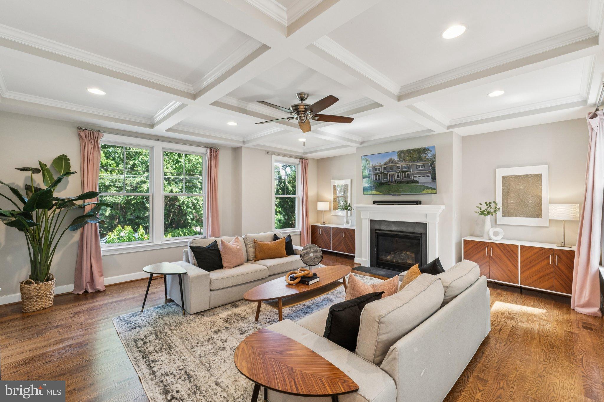 LEE HEIGHTS - Residential