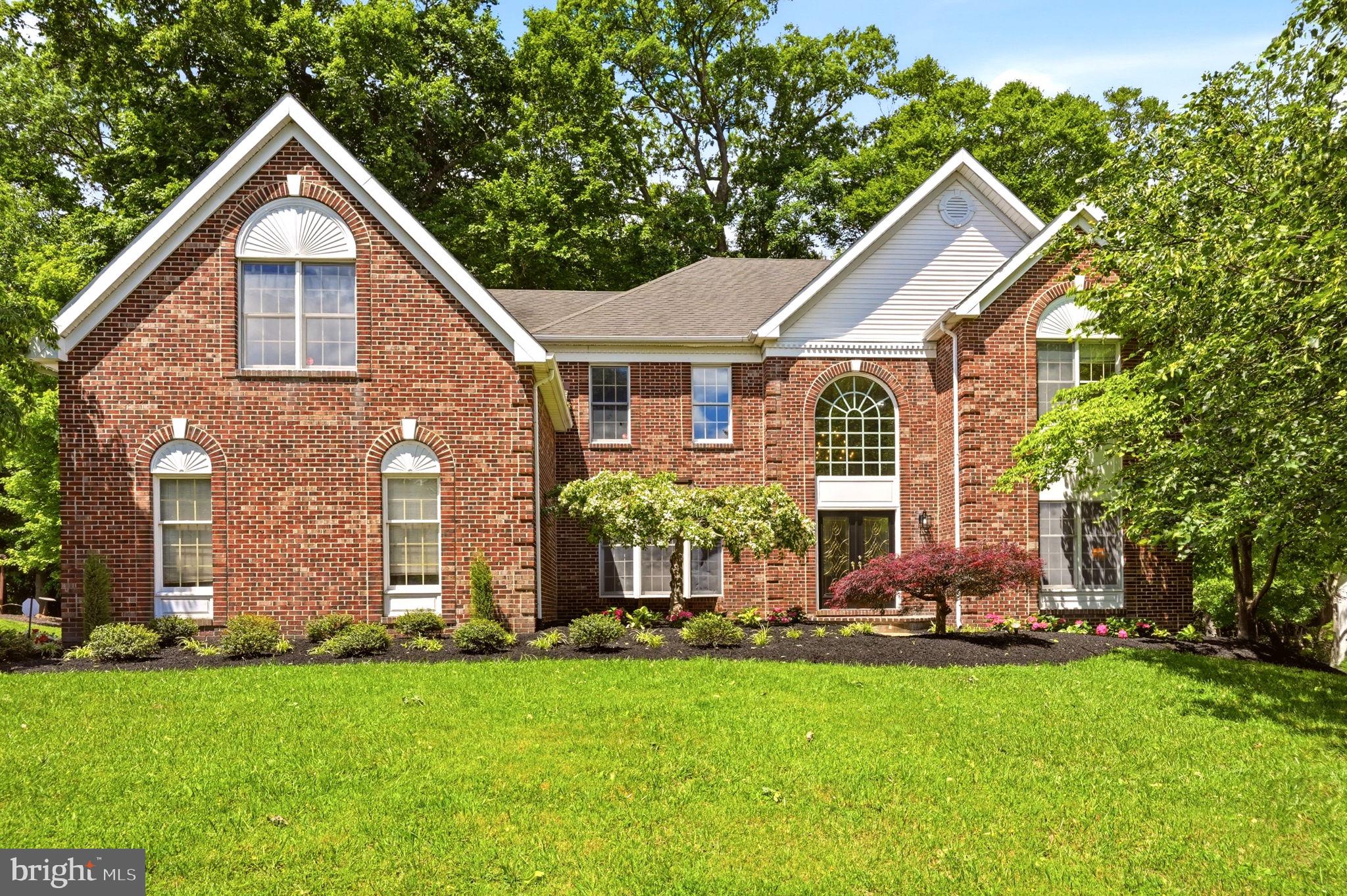 ROSE TREE ESTS - Residential
