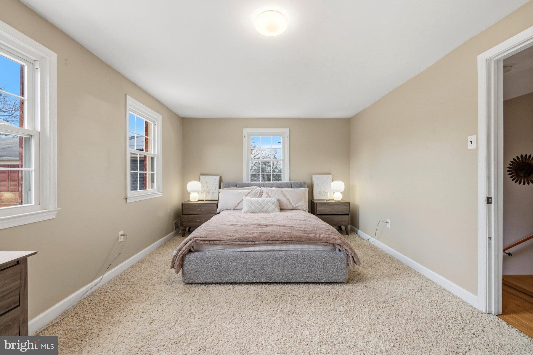 PINEWOOD HILL - Residential