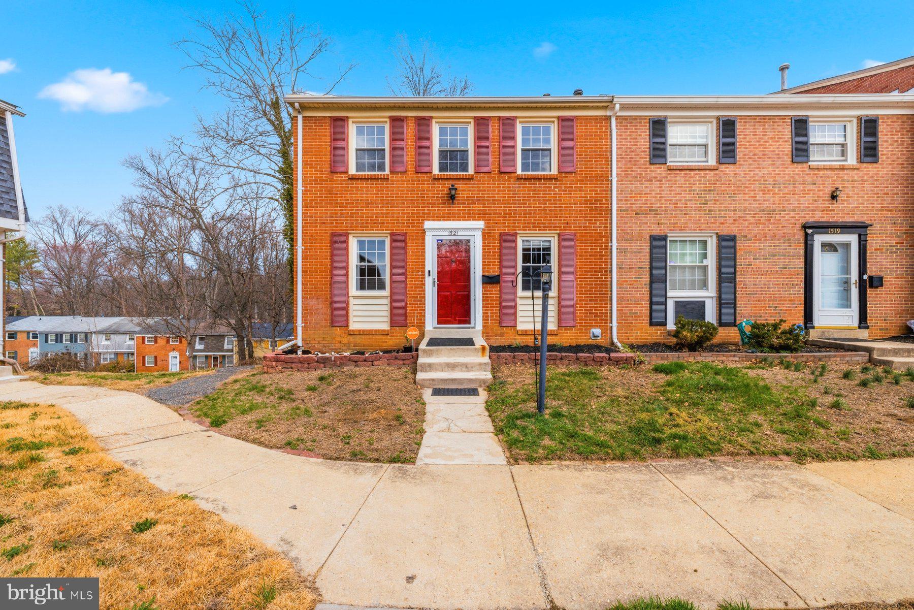 PINEWOOD HILL - Residential